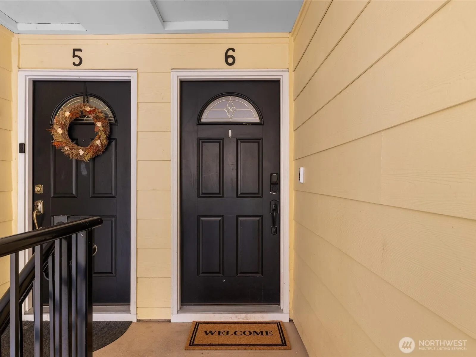 Property photo for 14601 Ne 50th Place #e6, Bellevue photo 4