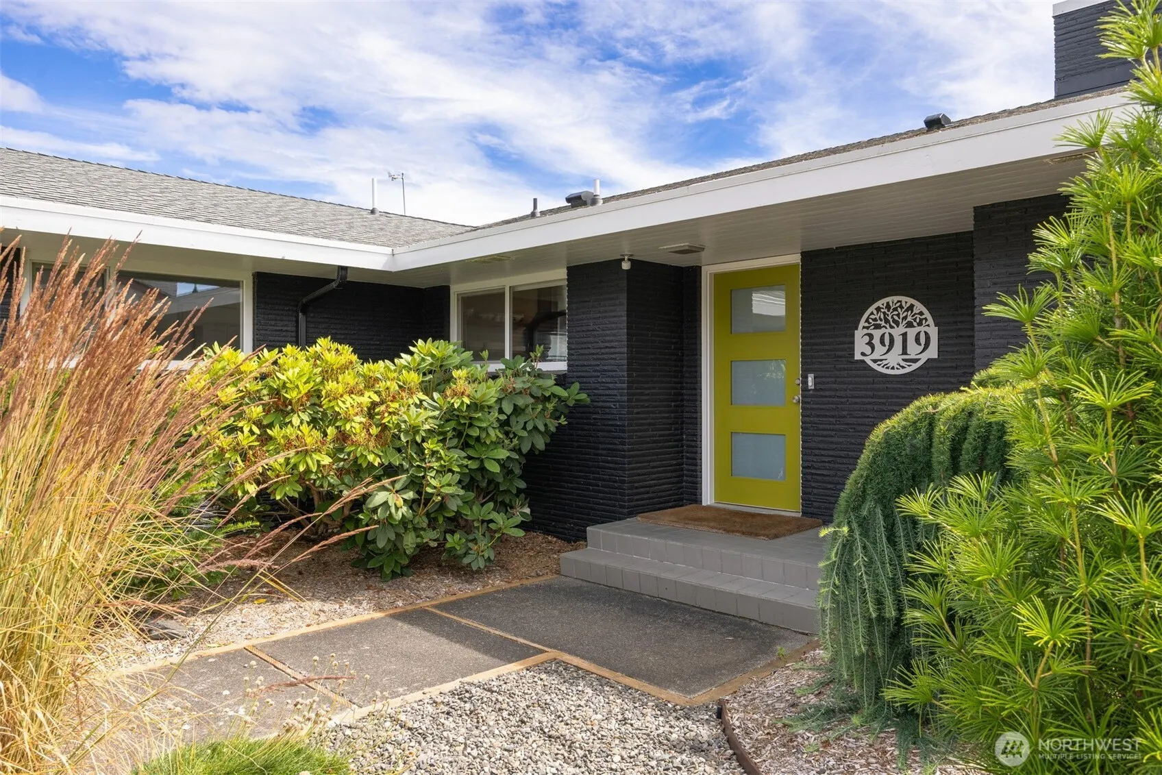 Property photo for 3919 Cliffside Drive, Bellingham photo 5