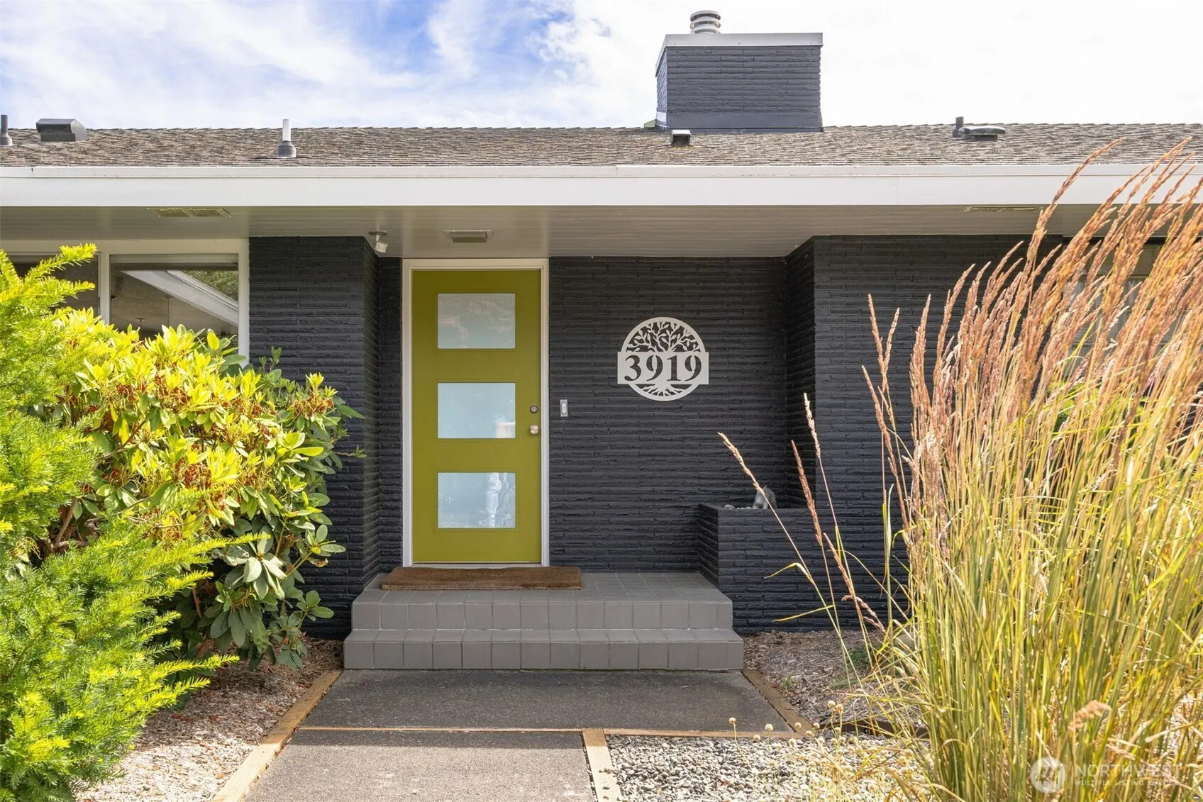 Property photo for 3919 Cliffside Drive, Bellingham photo 4