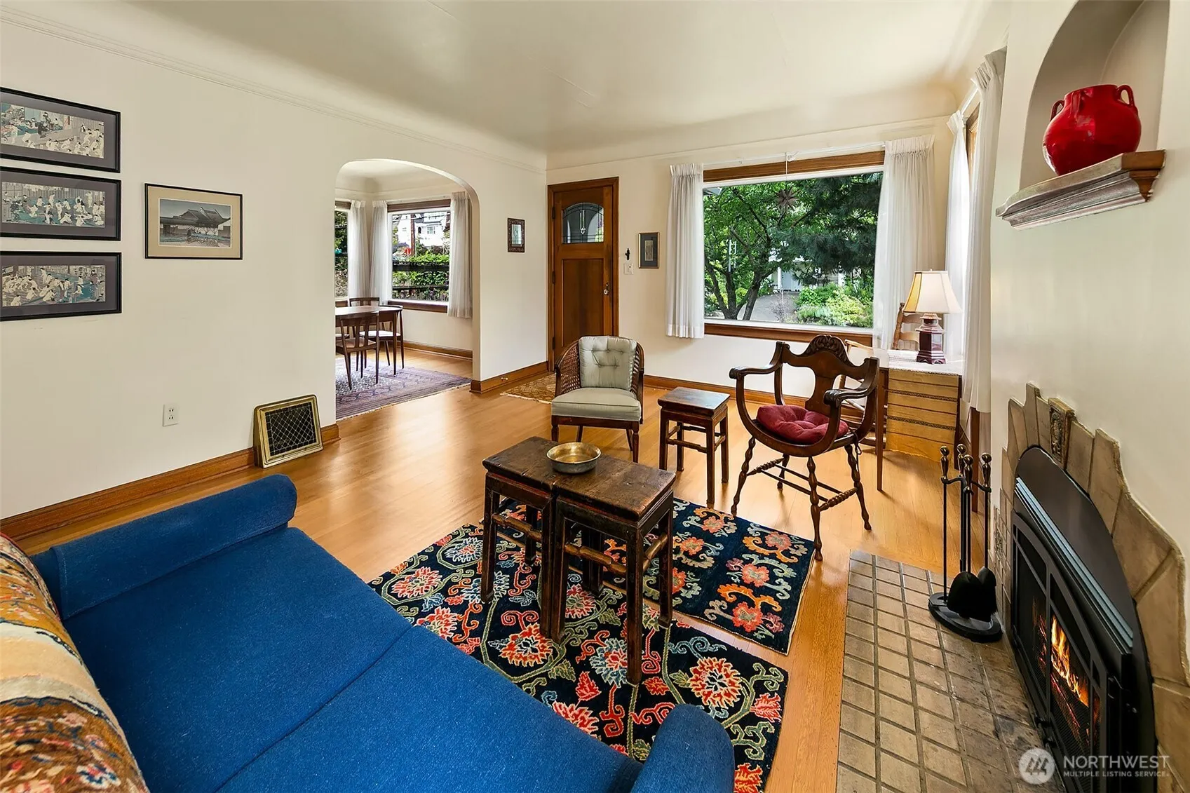 Property photo for 6249 30th Avenue Ne, Seattle photo 4