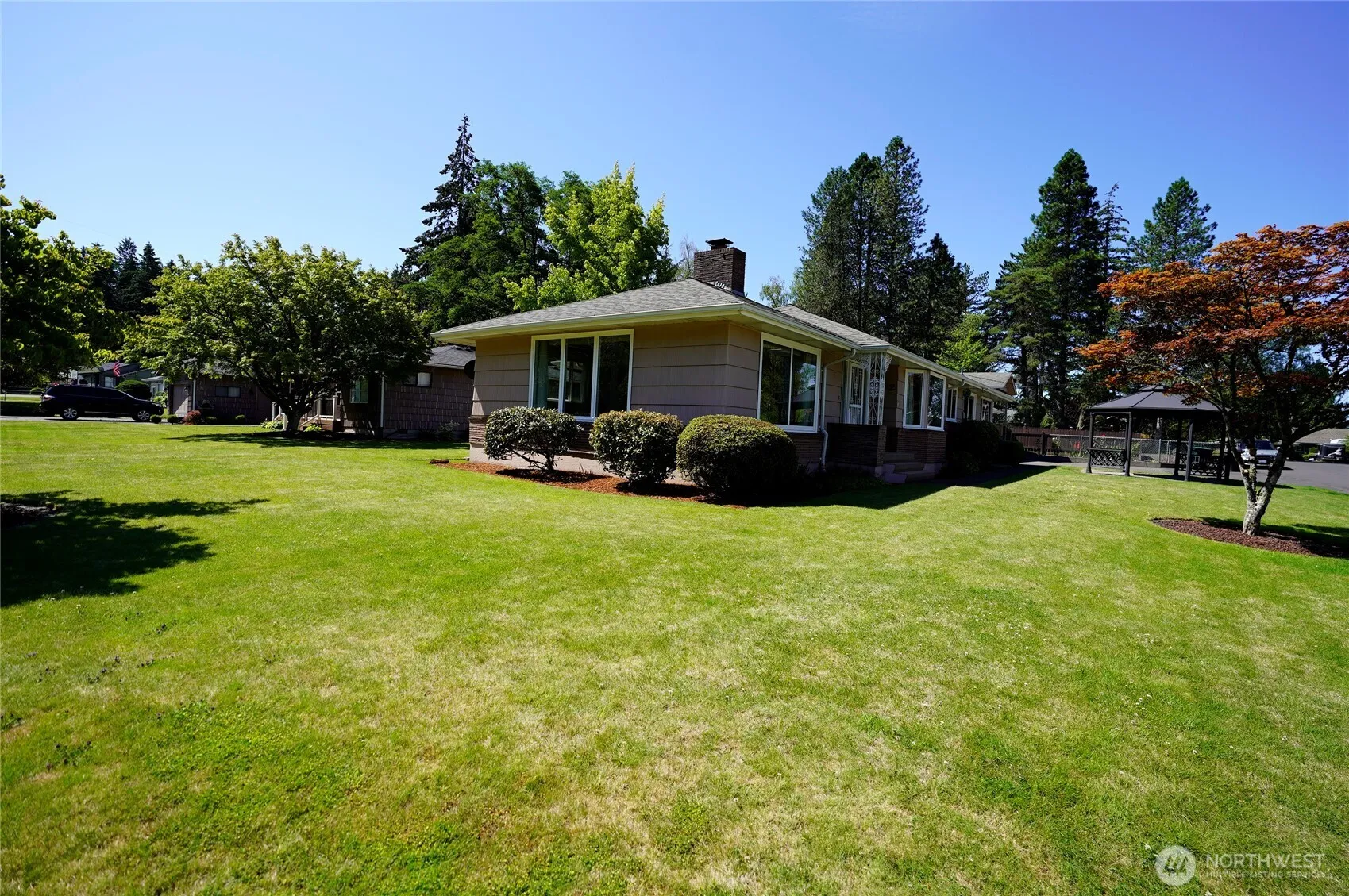 Property photo for 102 Laurel Place, Longview photo 2