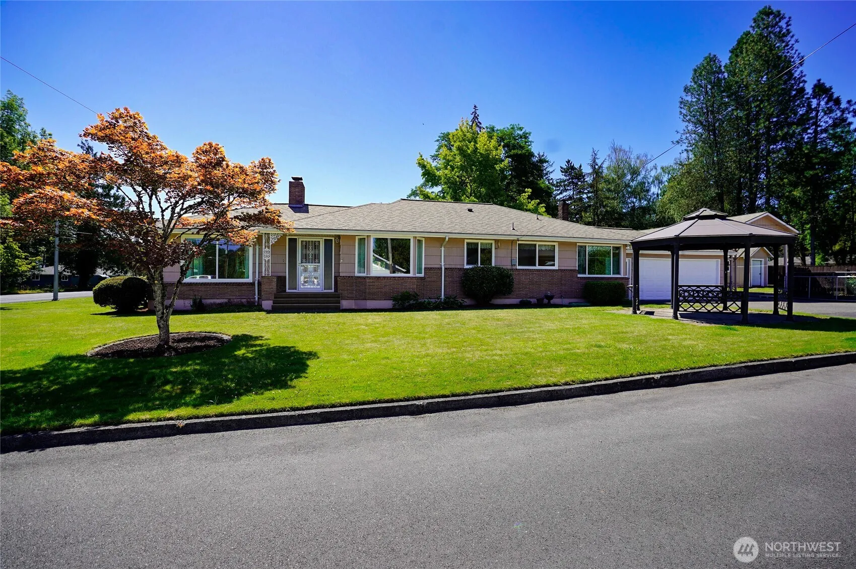 Property photo for 102 Laurel Place, Longview