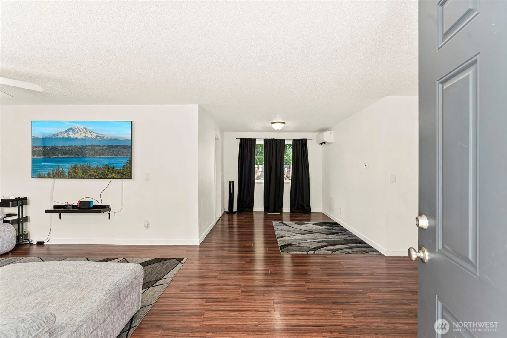 Property photo for 1407 58th Avenue Ne, Tacoma photo 4
