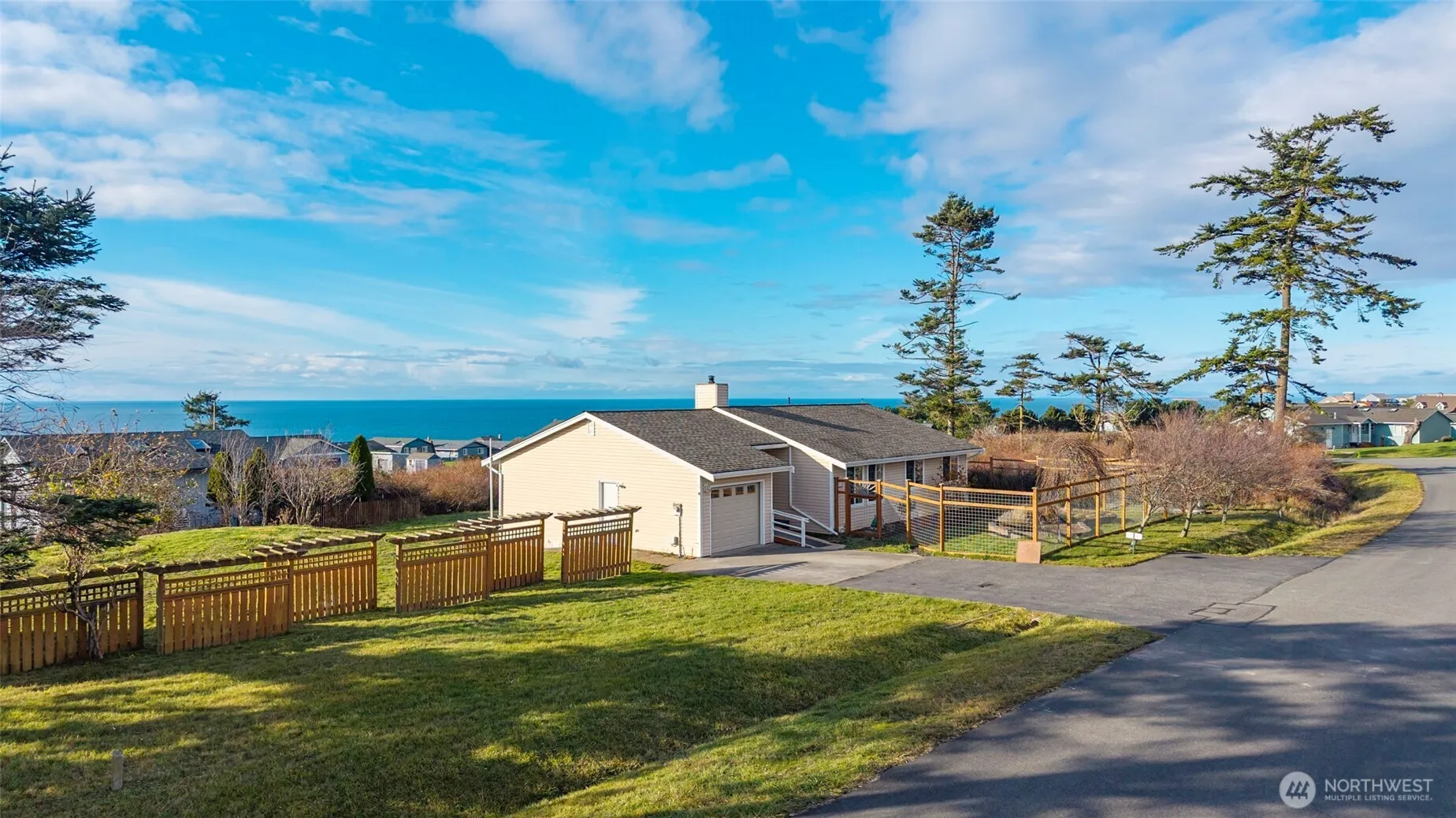 Property photo for 765 El Toro Street, Coupeville photo 3