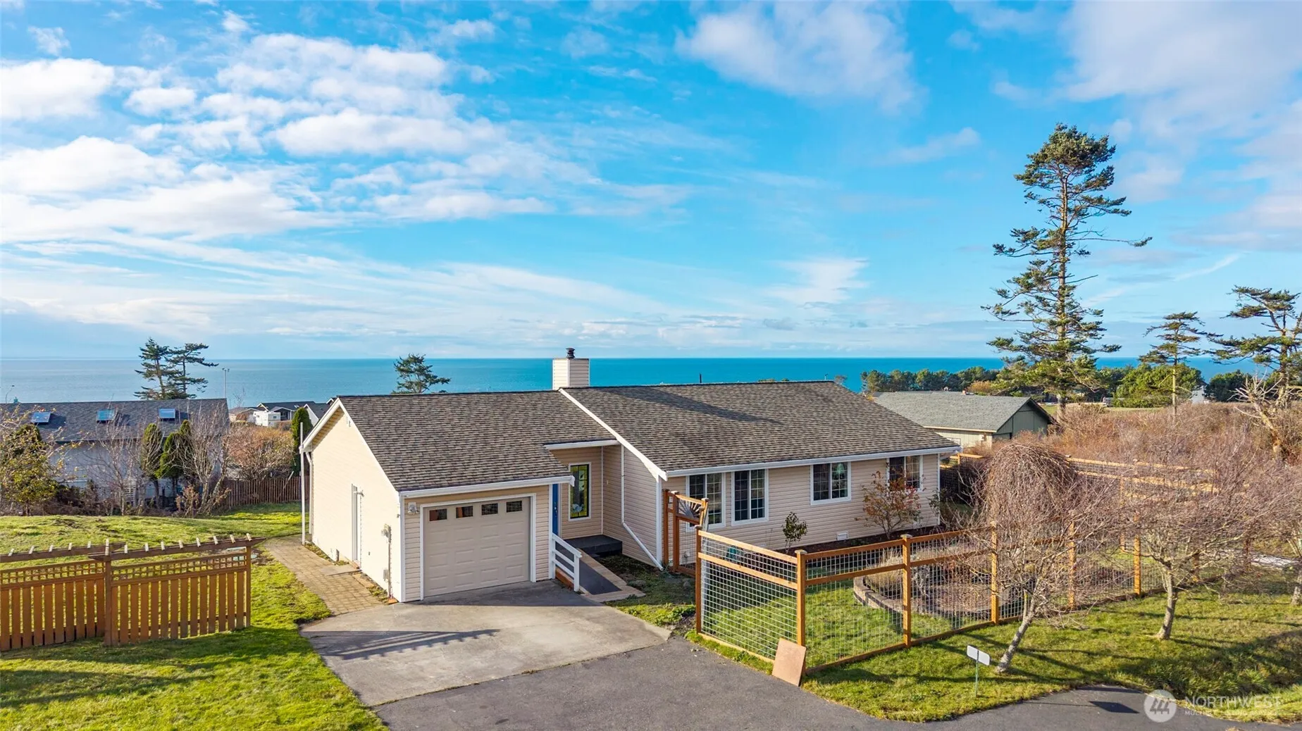 Property photo for 765 El Toro Street, Coupeville