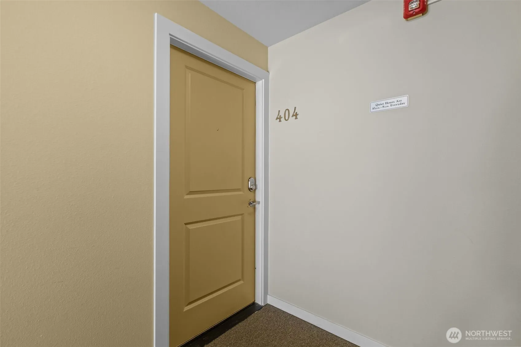 Property photo for 845 Ne 125th Street #404, Seattle photo 3