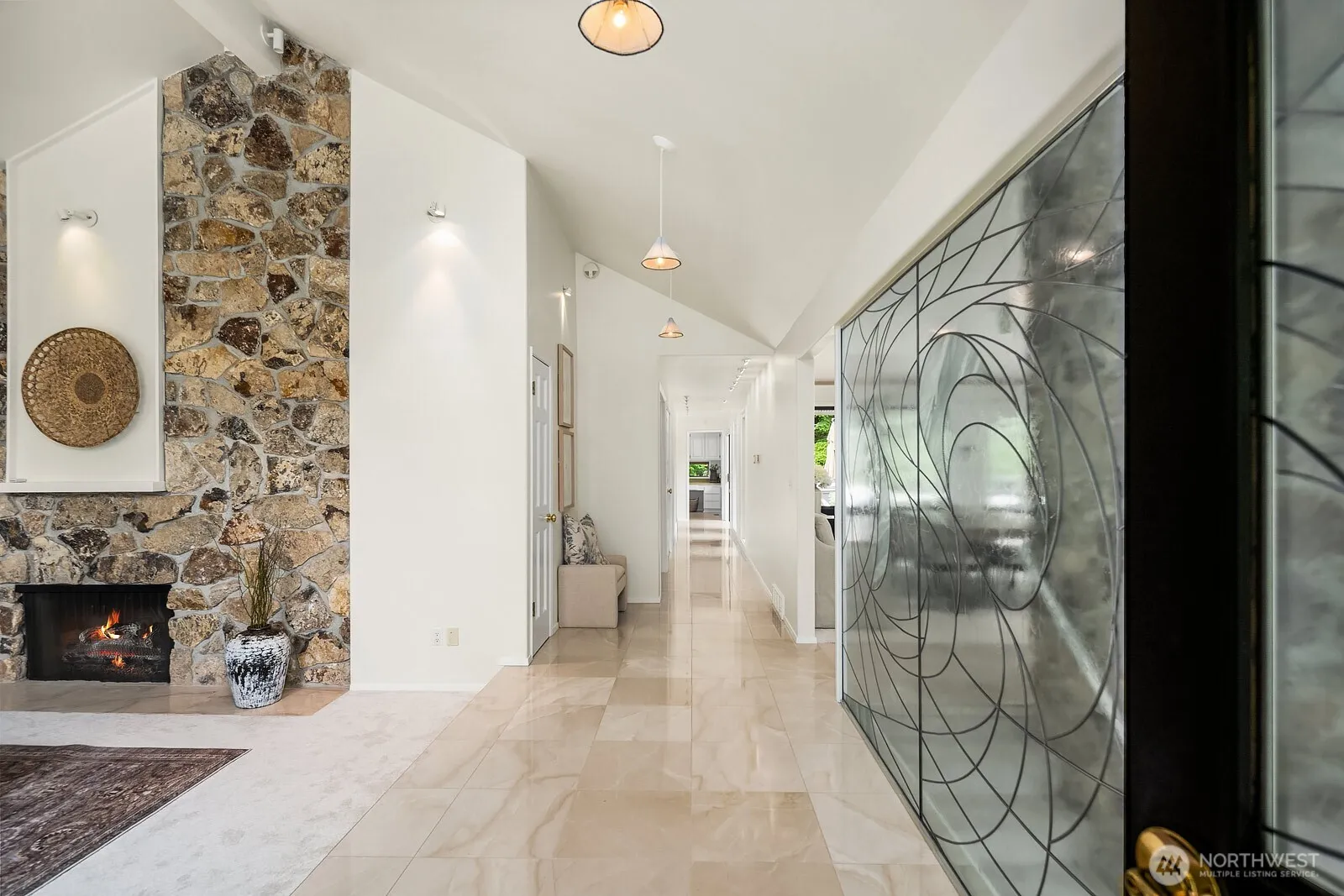 Property photo for 2725 Sahalee Drive W, Sammamish photo 3