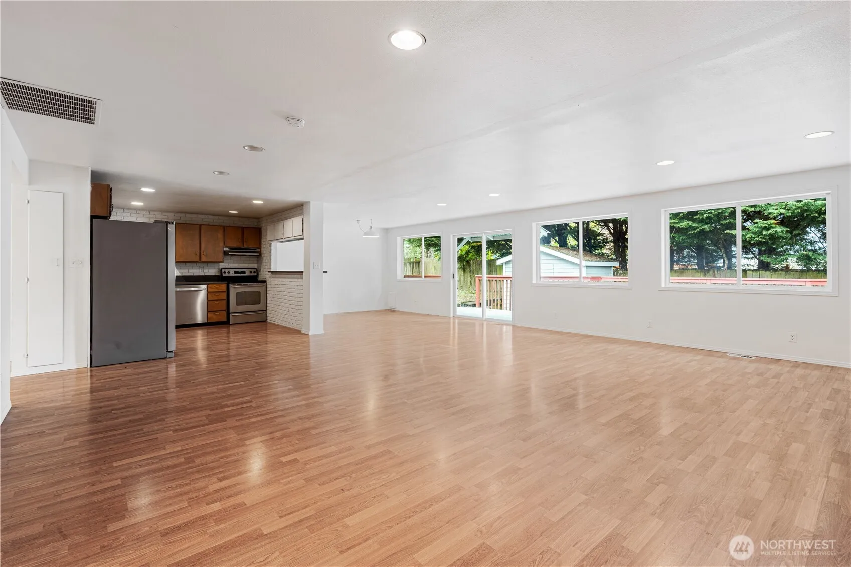 Property photo for 9604 Ne 124th Street, Kirkland photo 3