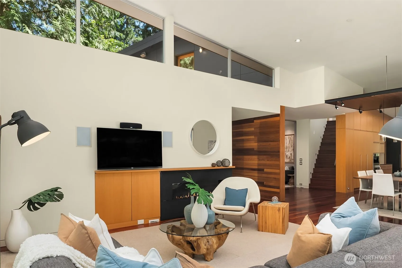 Property photo for 2716 107 Avenue Se, Beaux Arts photo 5