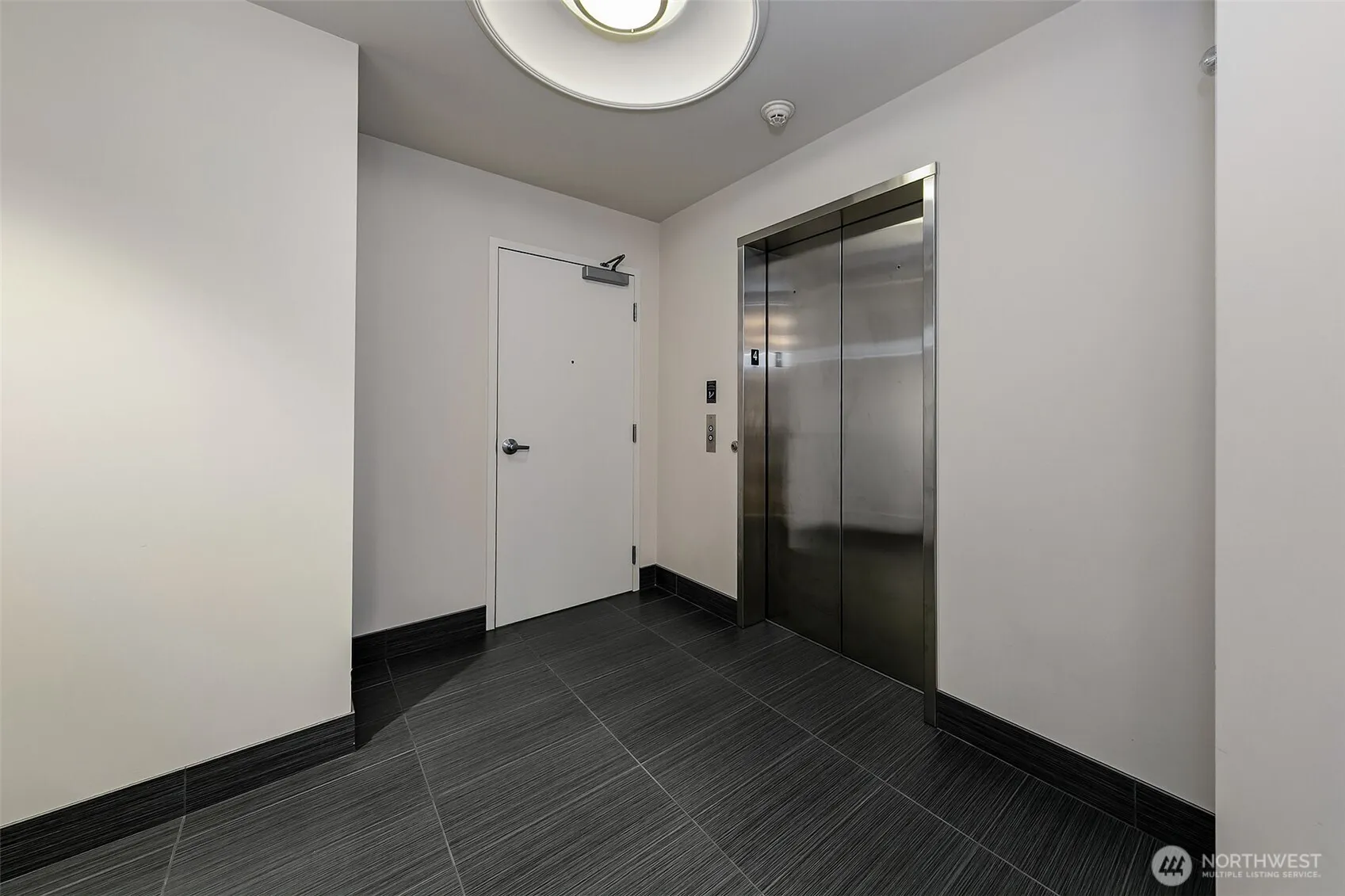 Property photo for 1920 4th Avenue #408, Seattle photo 4