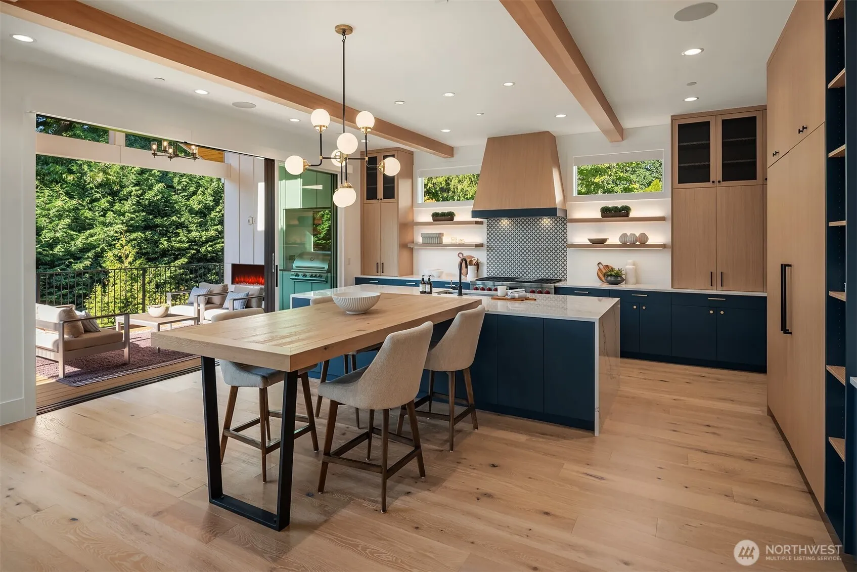 Property photo for 9812 Ne 31st Street, Bellevue photo 5