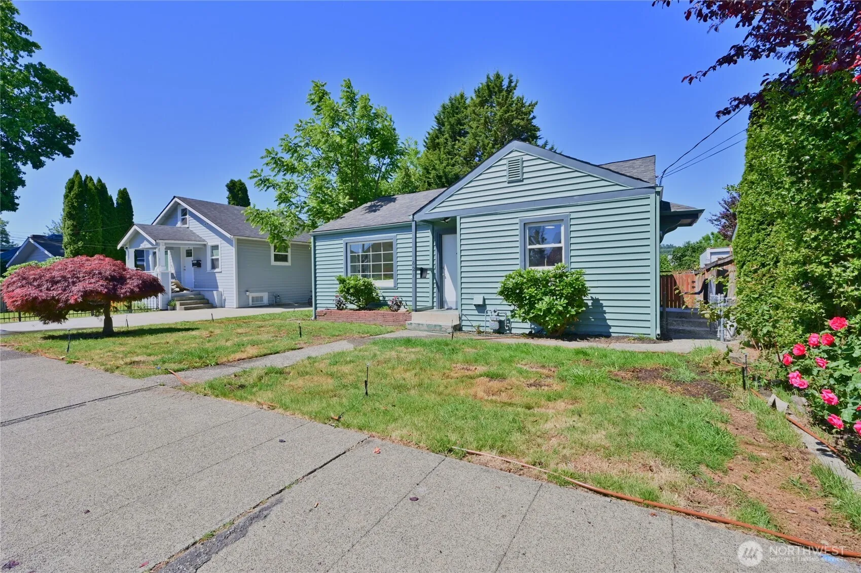 Property photo for 421 Wells Avenue N, Renton photo 2