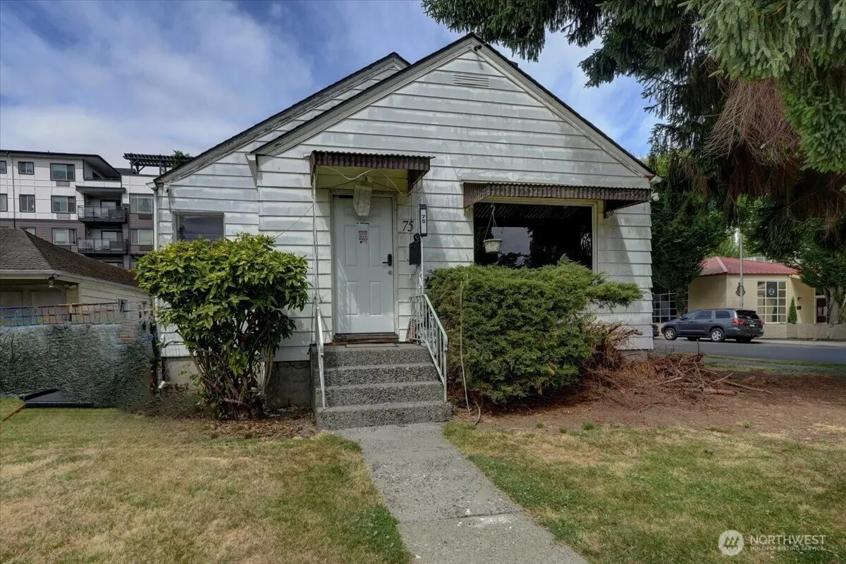 Property photo for 75 Williams Avenue S, Renton photo 2