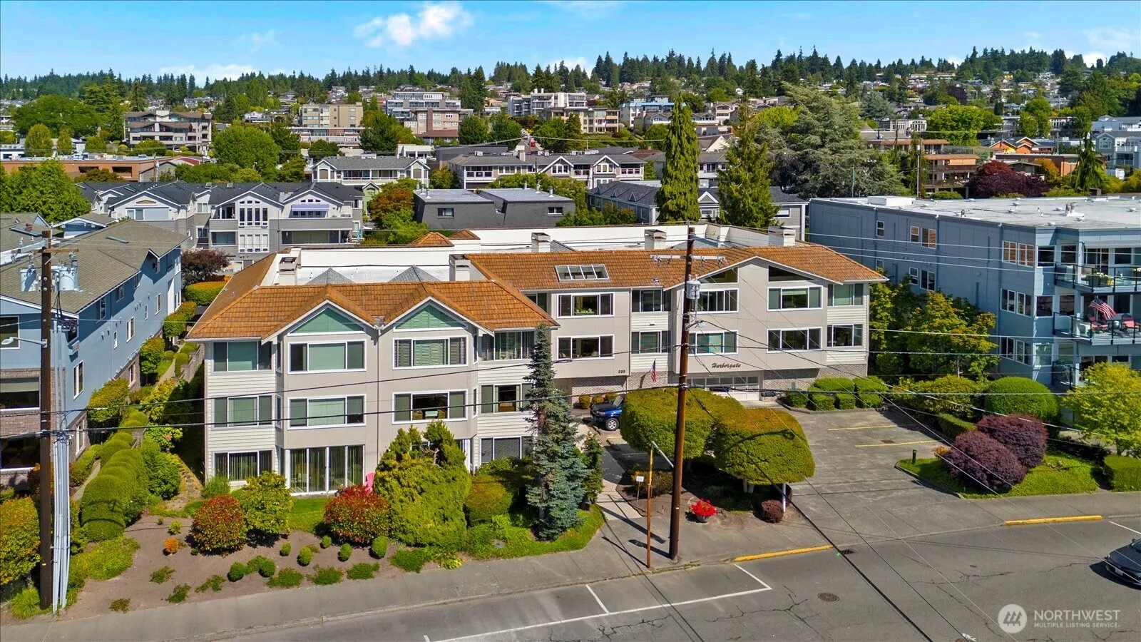 Property photo for 233 3rd Avenue S #203, Edmonds photo 3