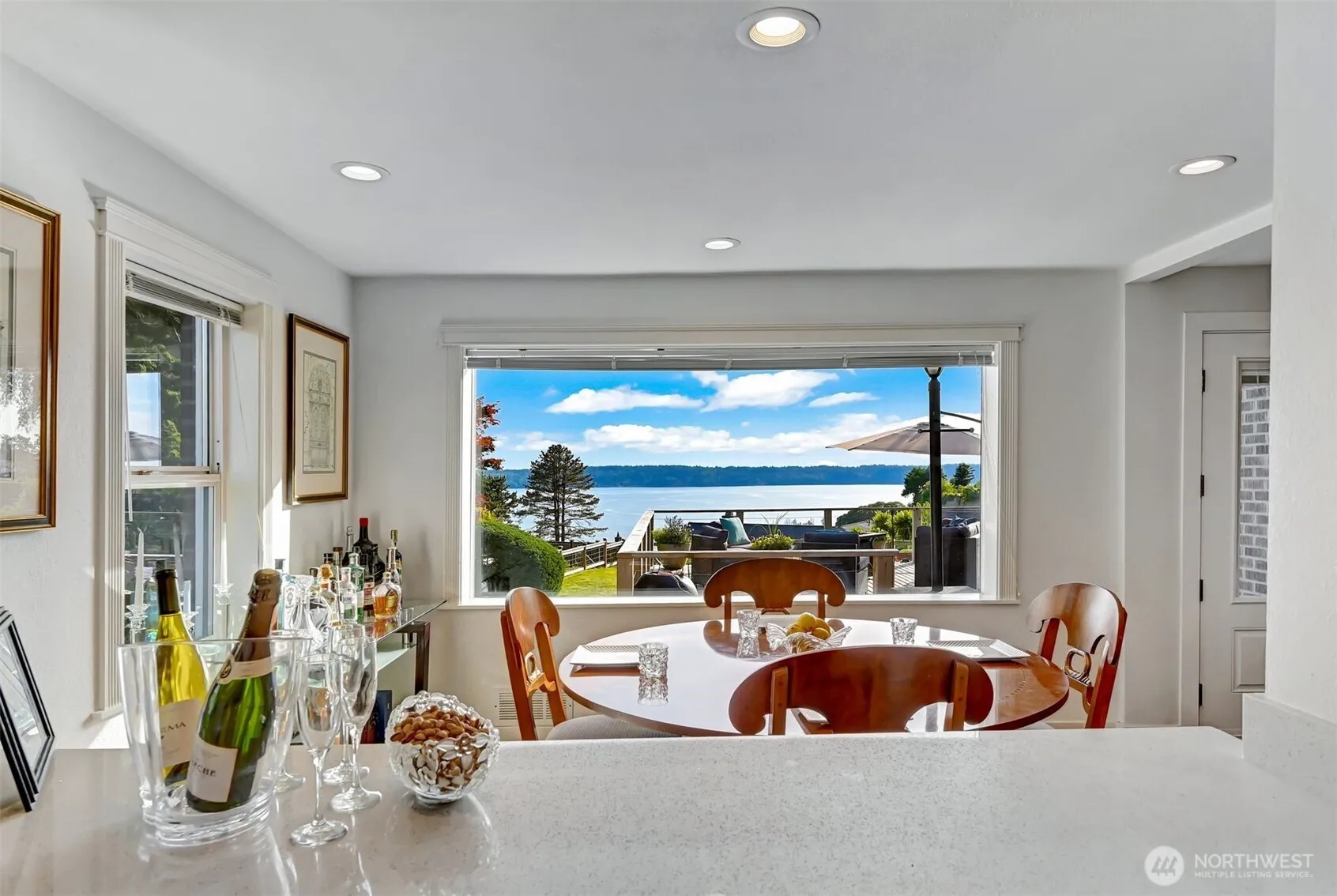 Property photo for 10825 Marine View Drive Sw, Seattle photo 5
