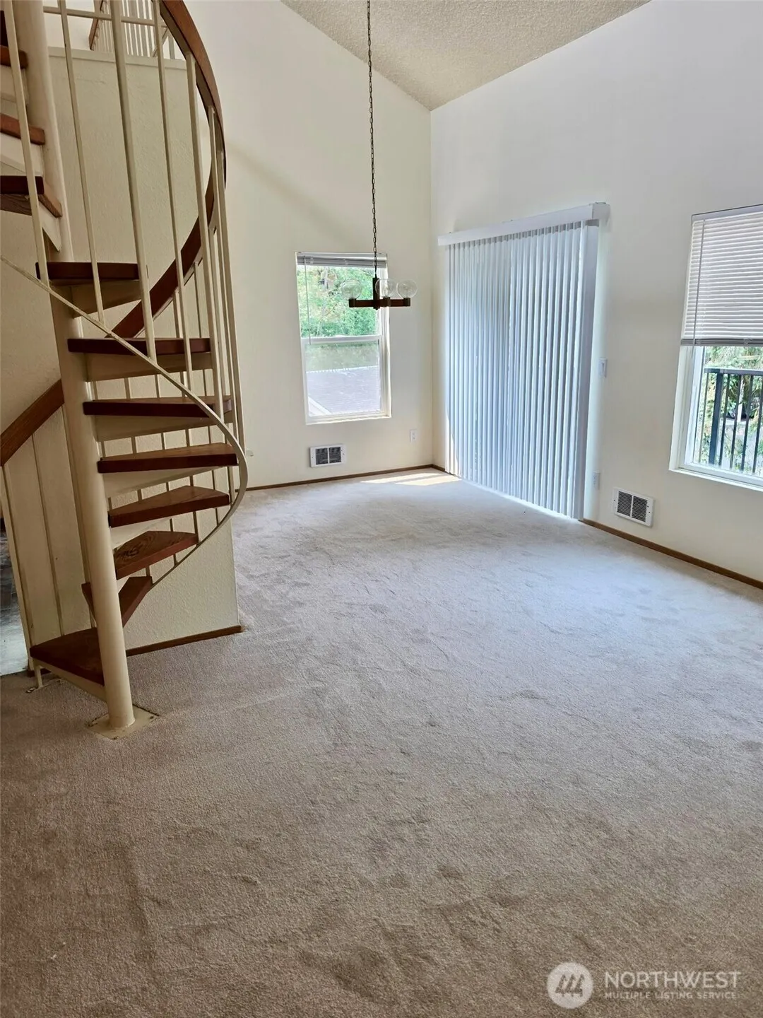 Property photo for 19853 25th Avenue Ne #317, Shoreline photo 4