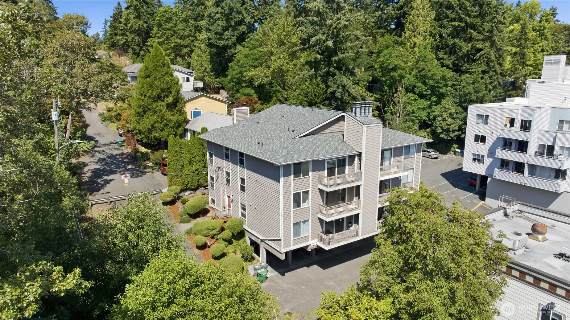 Property photo for 2334 Ne 102nd Street #202, Seattle