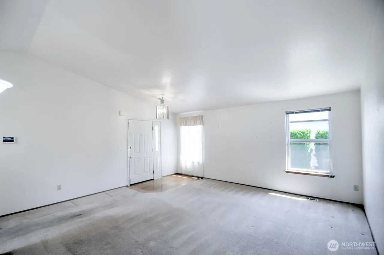 Property photo for 2725 27th Avenue Sw, Olympia photo 5