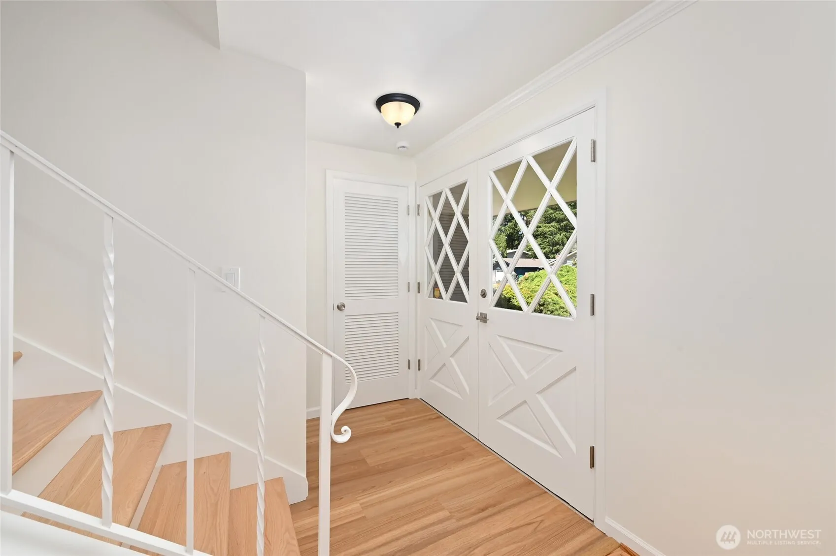 Property photo for 305 Nw 198th Street, Shoreline photo 5