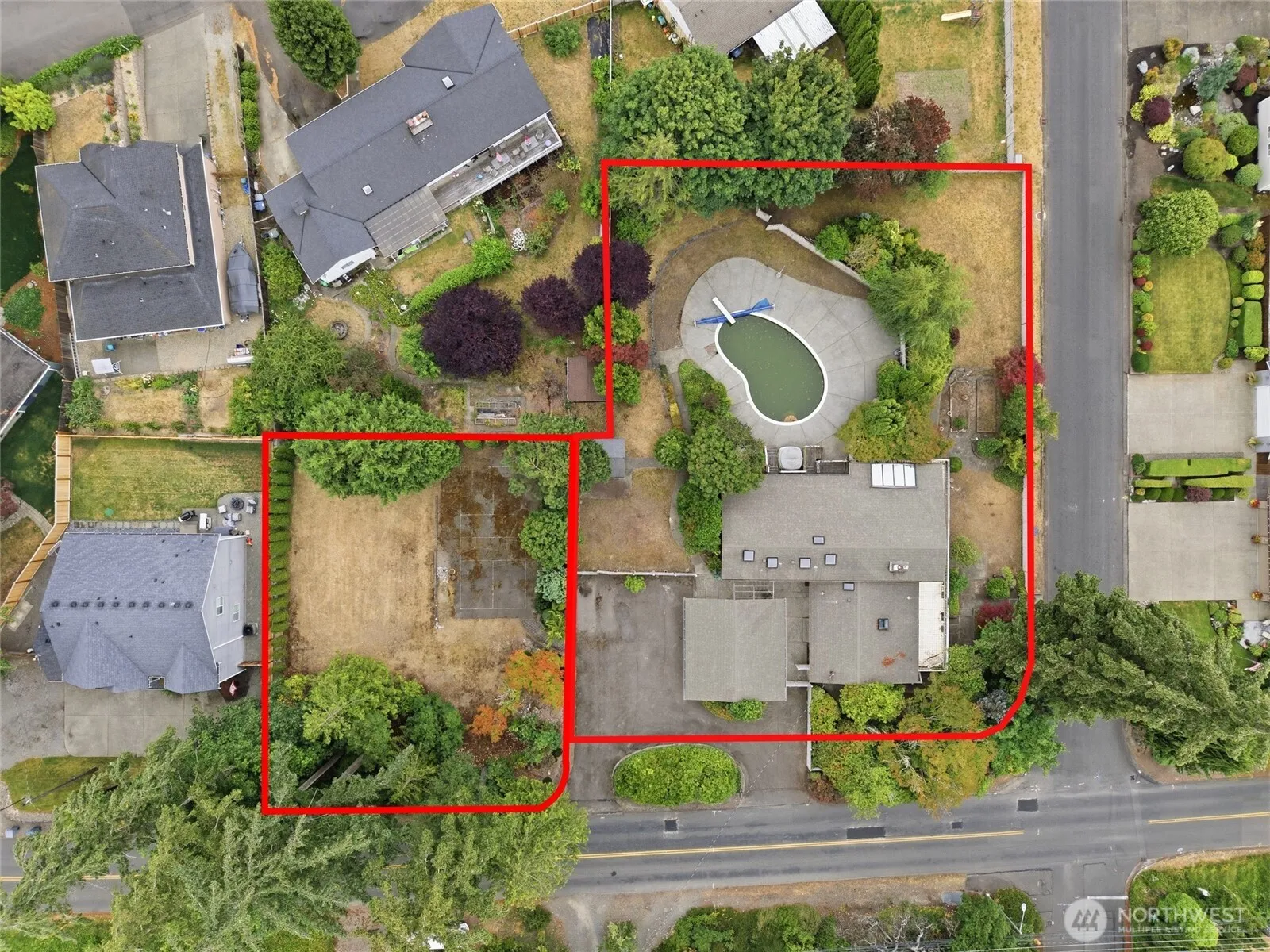 Property photo for 4401 66th Avenue W, Tacoma photo 2