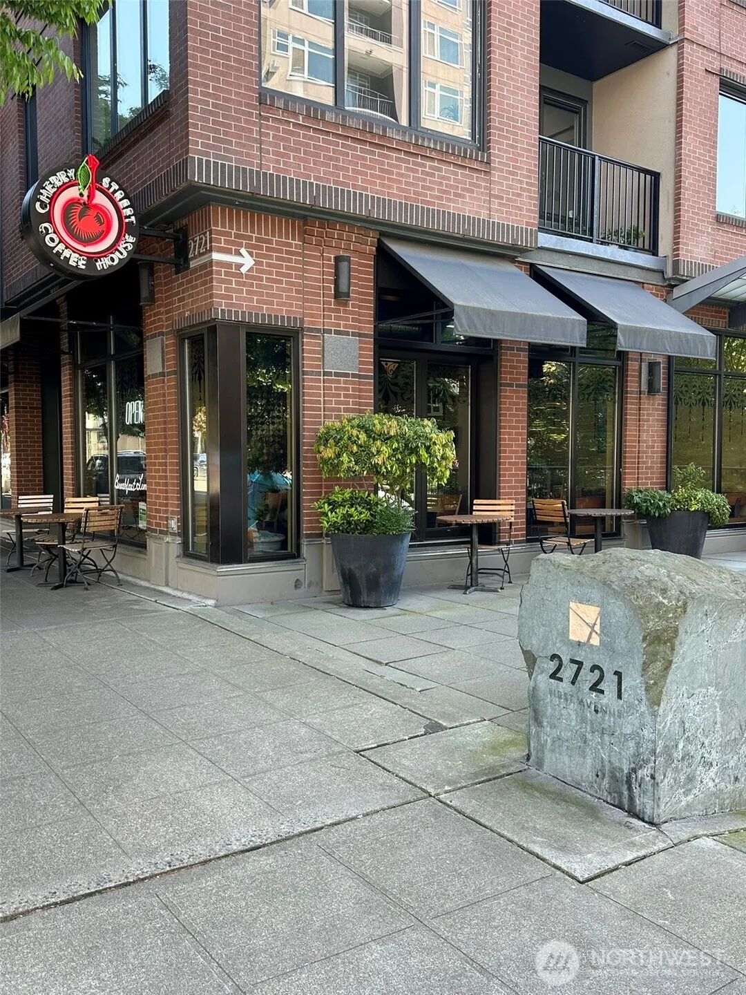 Property photo for 2721 1st Avenue #103, Seattle