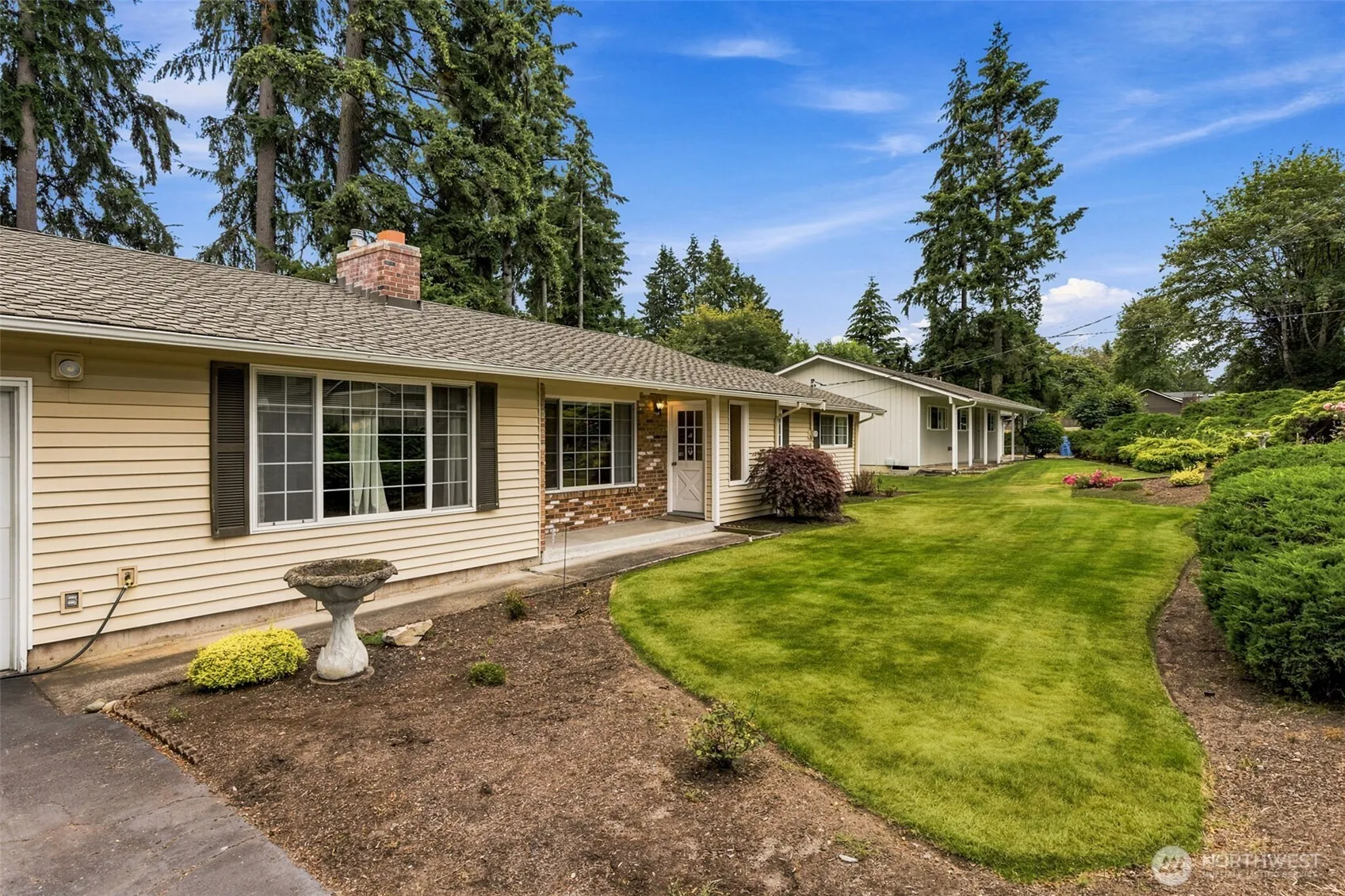 Property photo for 10309 64th Avenue Ct E, Puyallup photo 3