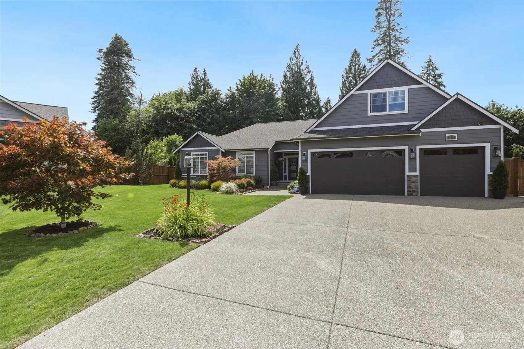 Property photo for 2907 Hawk Lane Se, Olympia photo 2