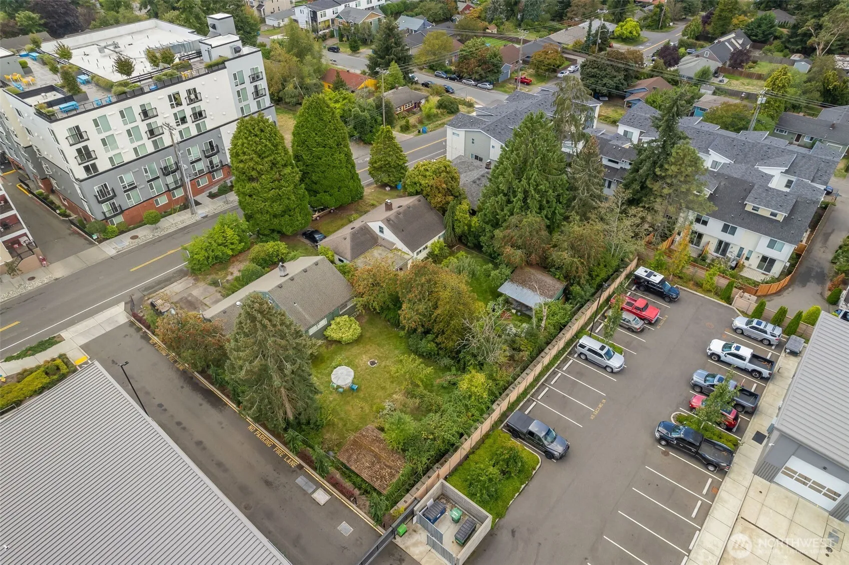 Property photo for 1216 -1228 Ne 180th Street, Shoreline