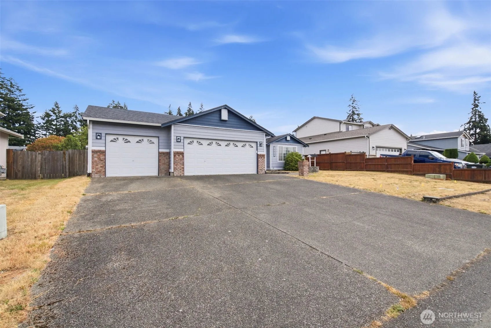 Property photo for 14619 24th Avenue E, Tacoma photo 2