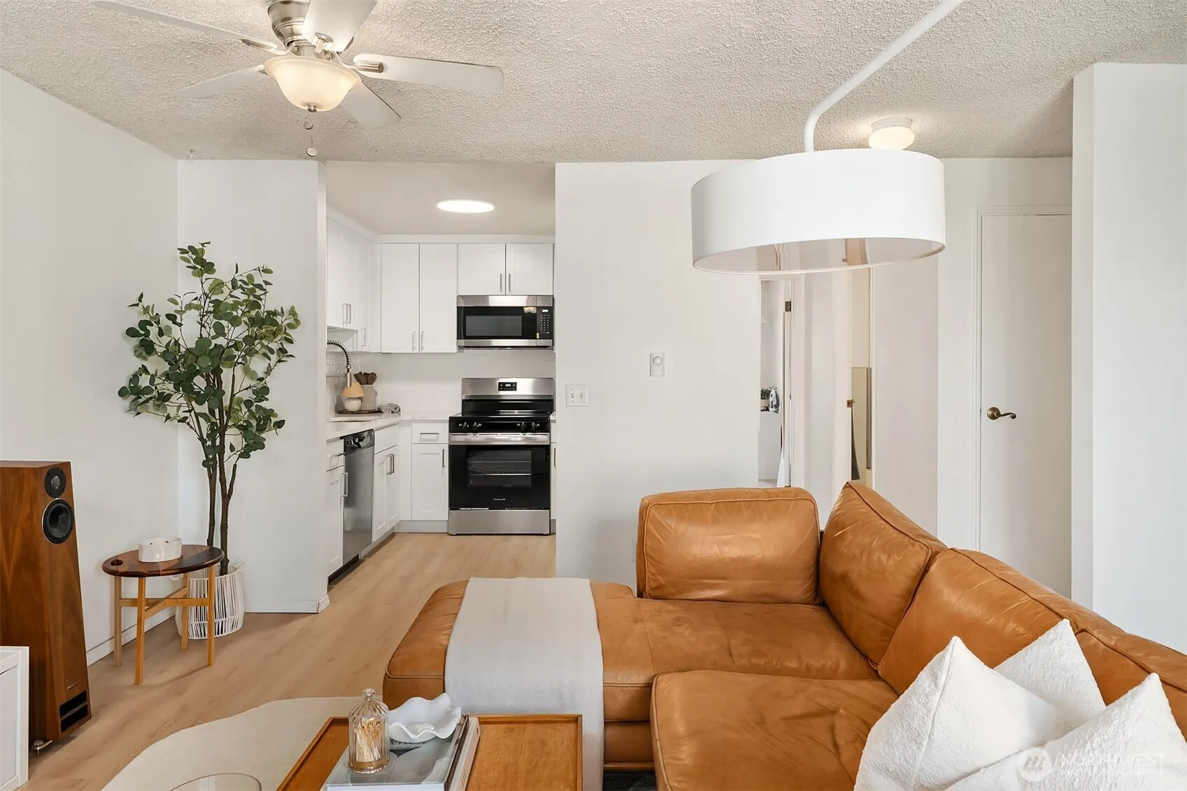 Property photo for 3009 3rd Avenue W #6, Seattle