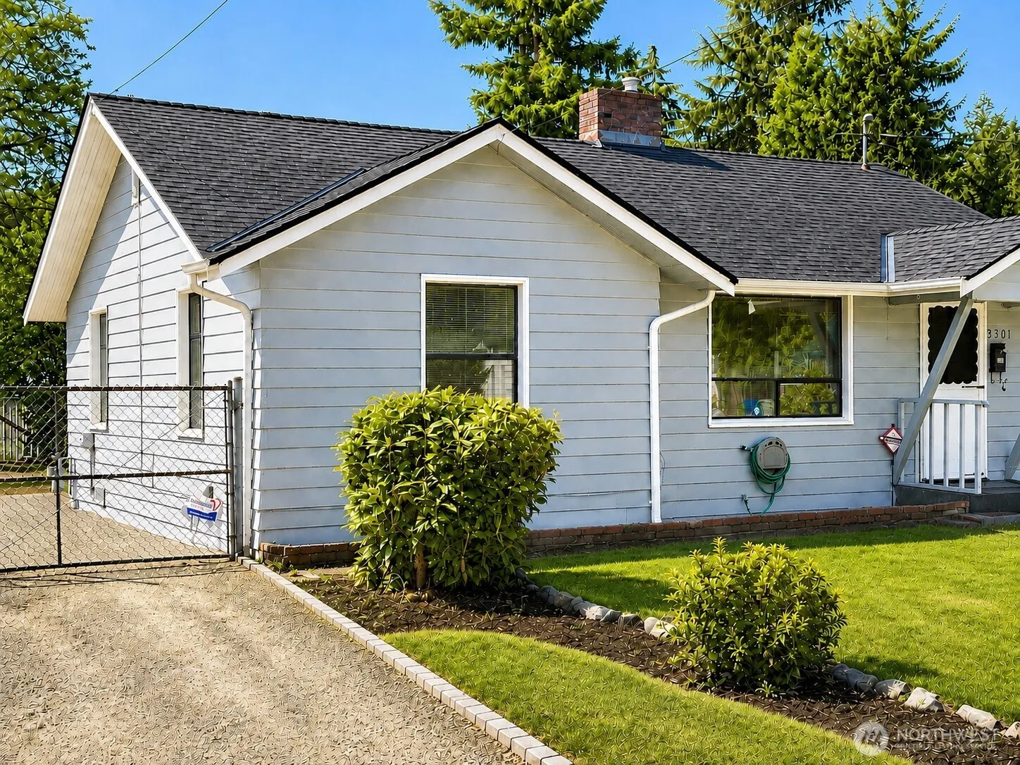 Property photo for 3301 Se 5th Street, Renton photo 2