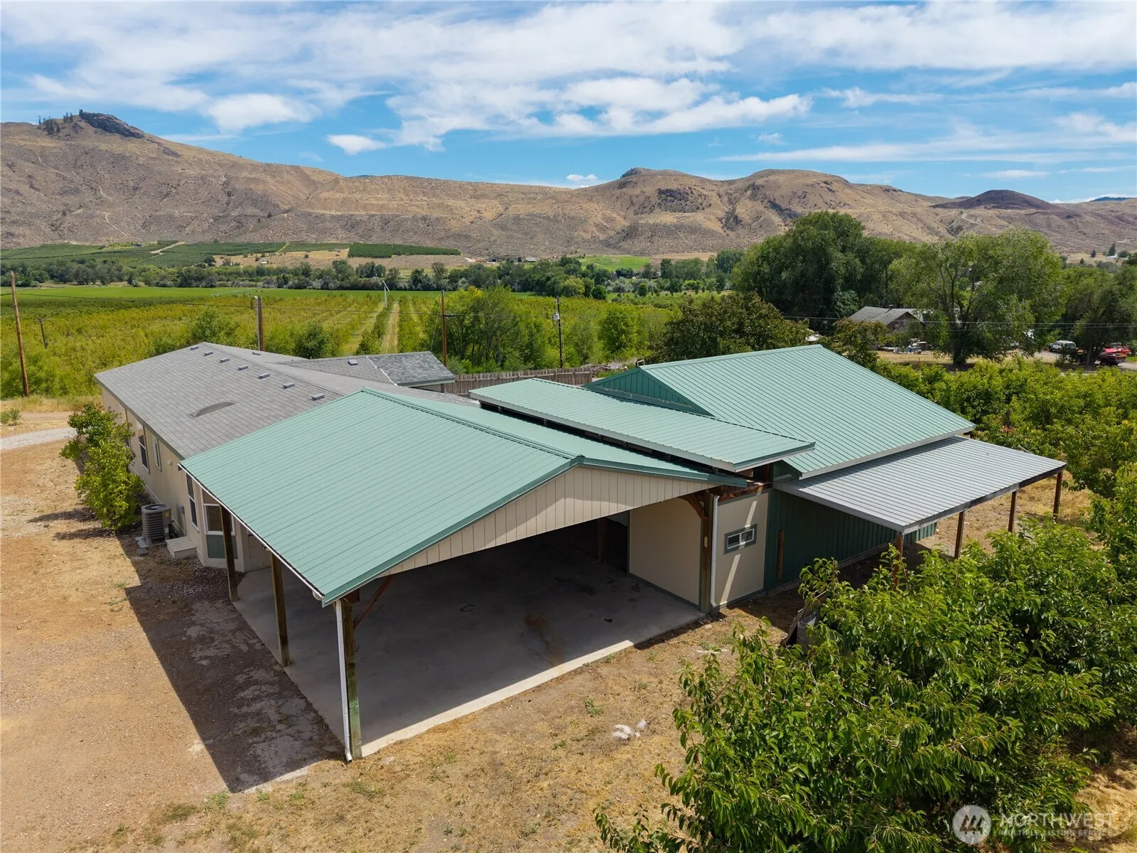 Property photo for 1037 A Highway 7, Tonasket photo 3