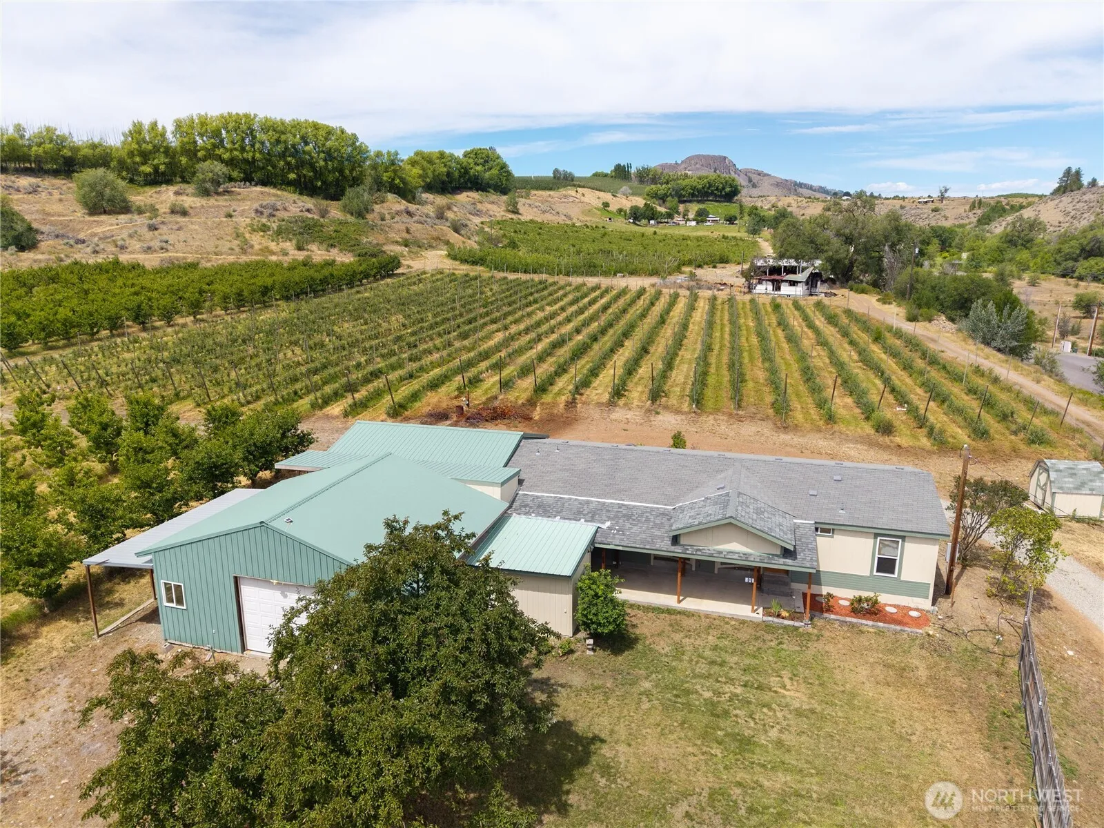 Property photo for 1037 A Highway 7, Tonasket photo 2