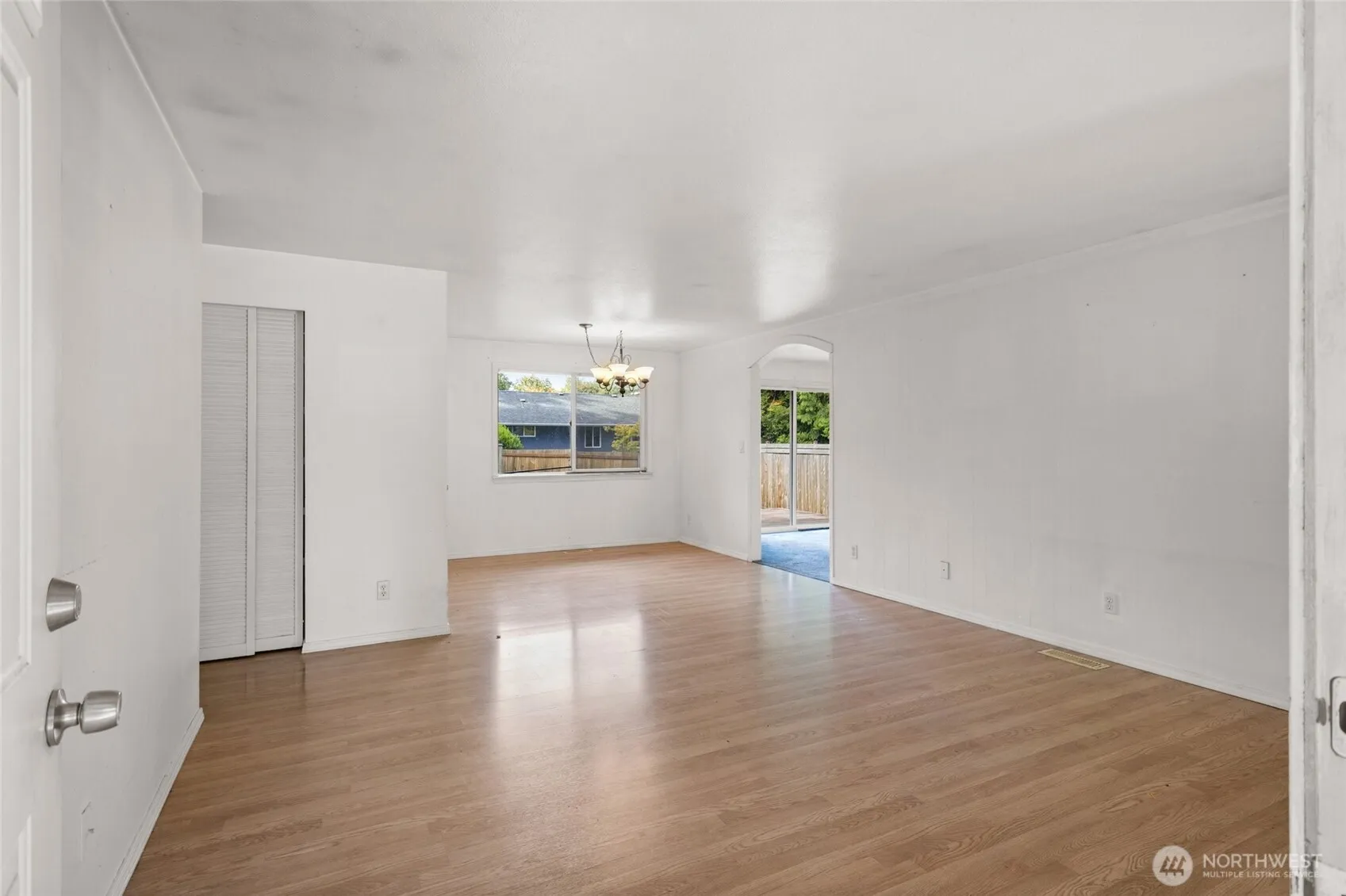 Property photo for 9220 Ne 191st Street, Bothell photo 5