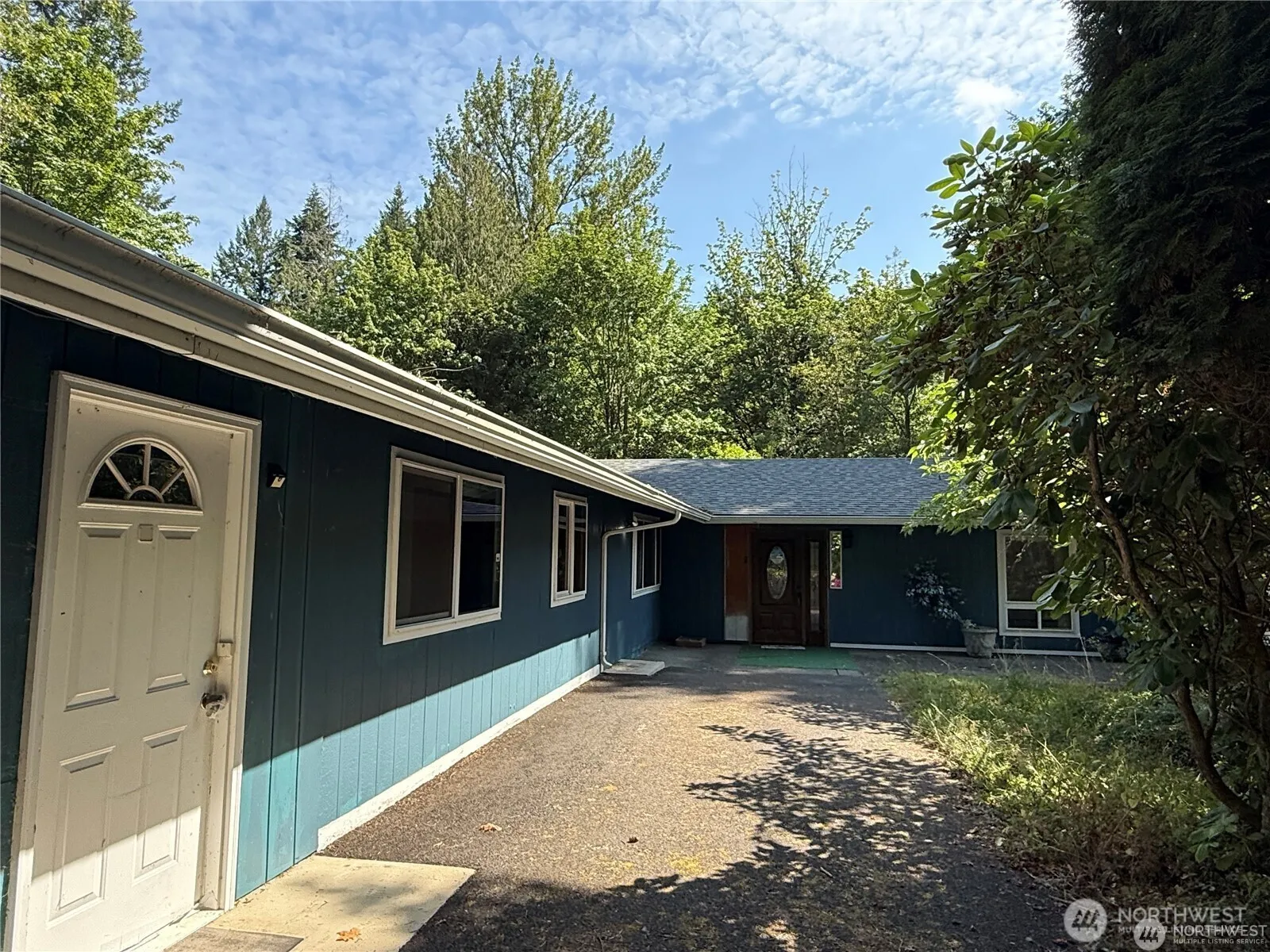 Property photo for 15407 264th Street E, Graham photo 2