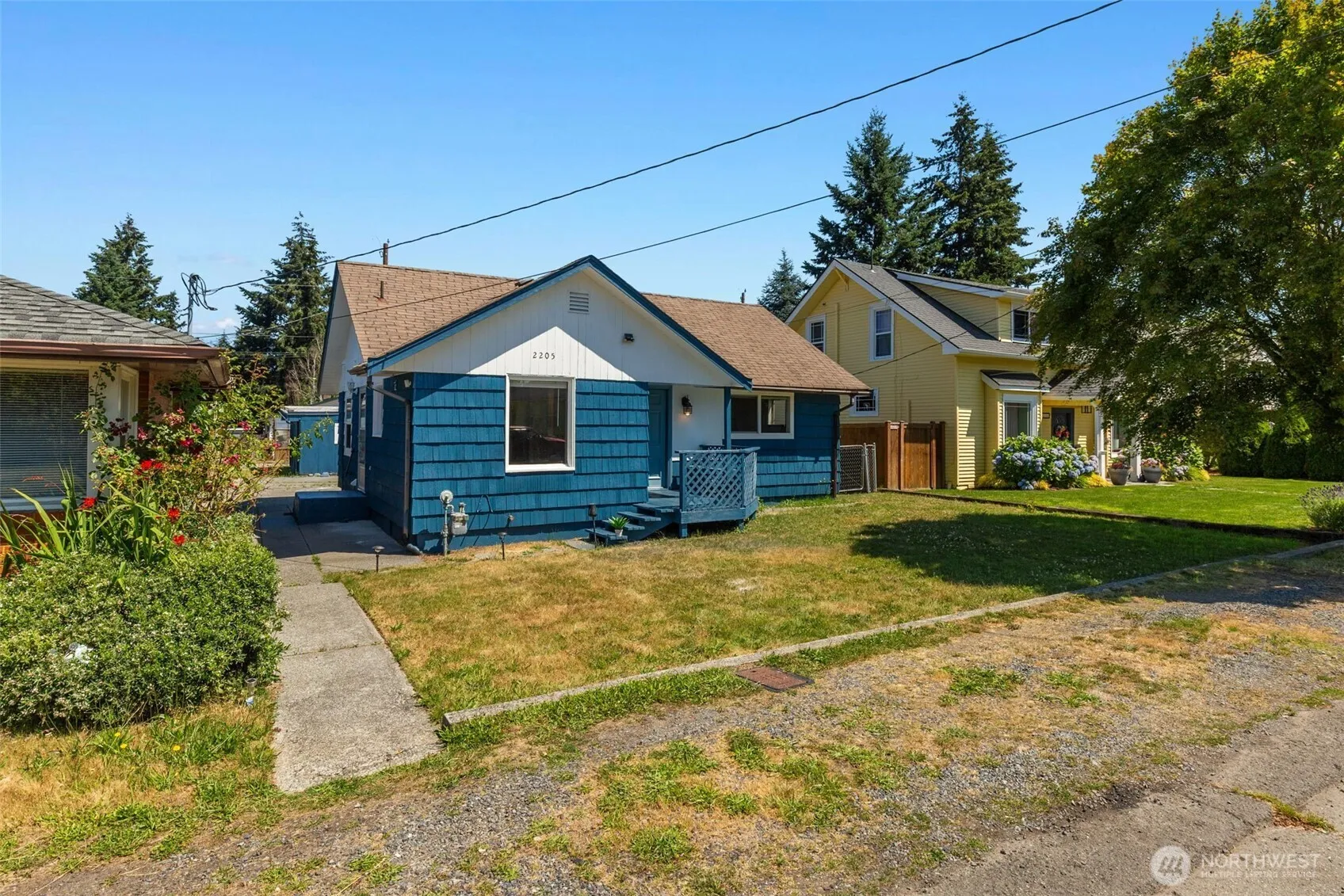 Property photo for 2205 Columbia Ave, Everett photo 2