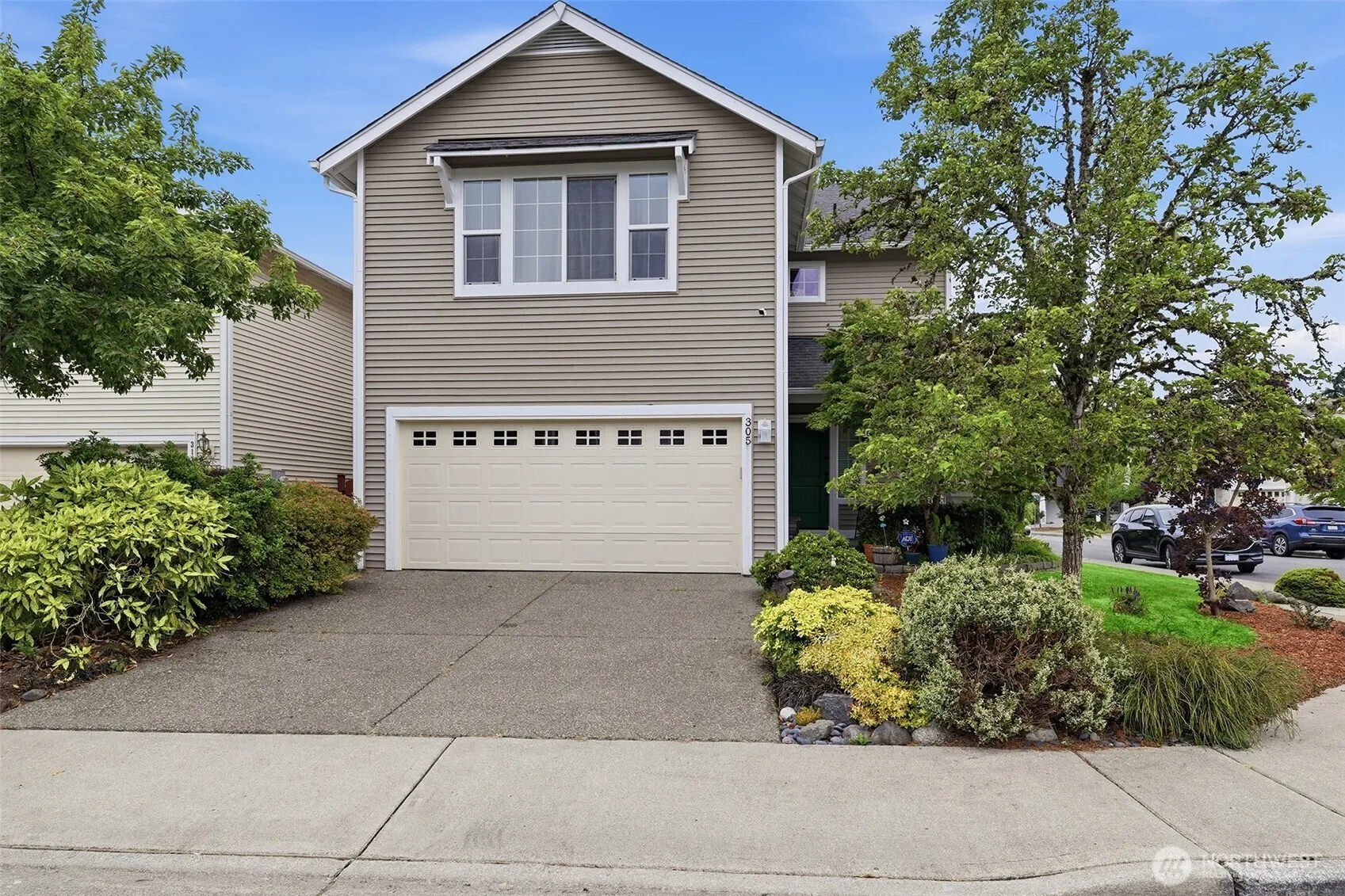 Property photo for 305 Lynnwood Avenue Se, Renton
