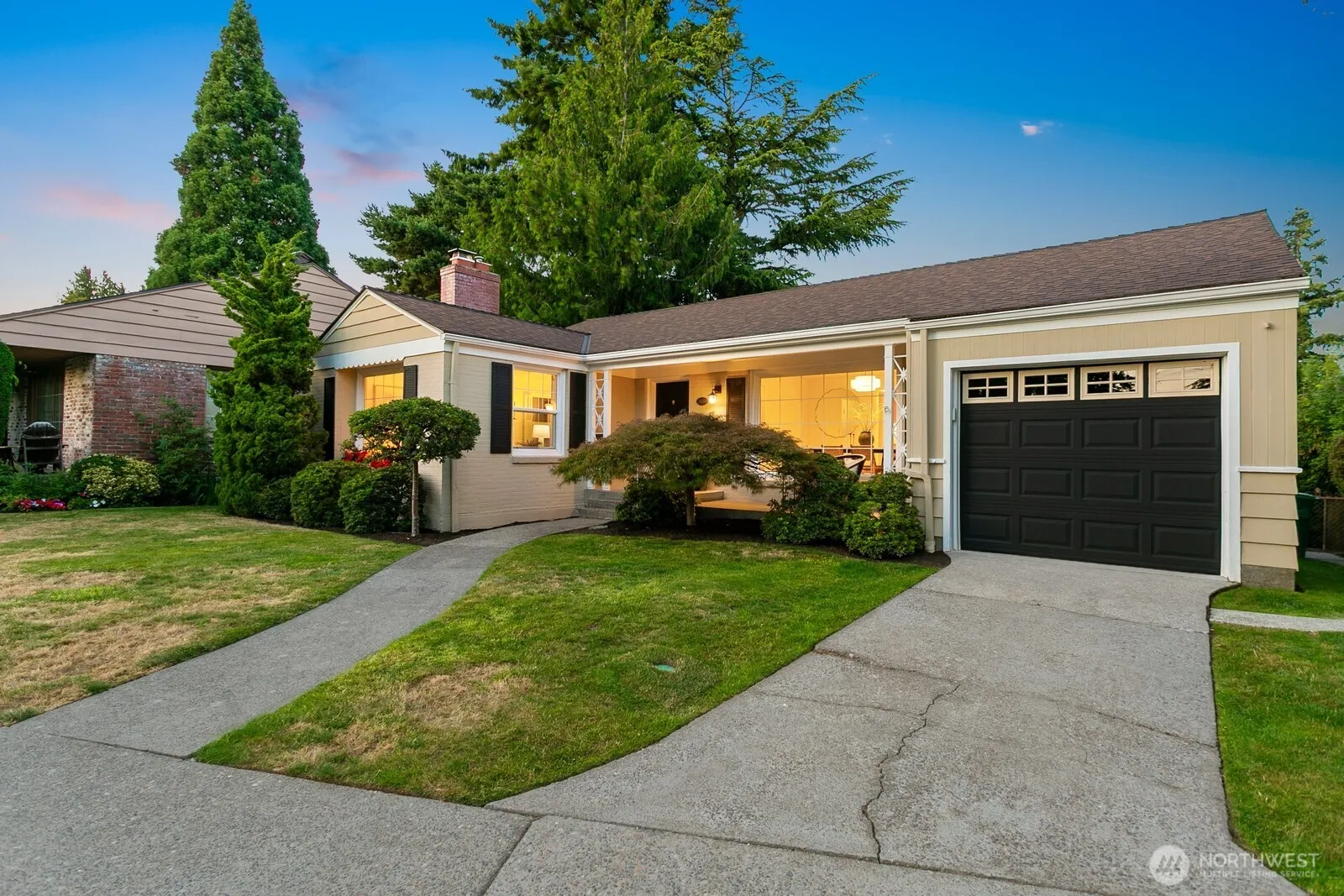 Property photo for 3610 W Viewmont Way W, Seattle photo 3