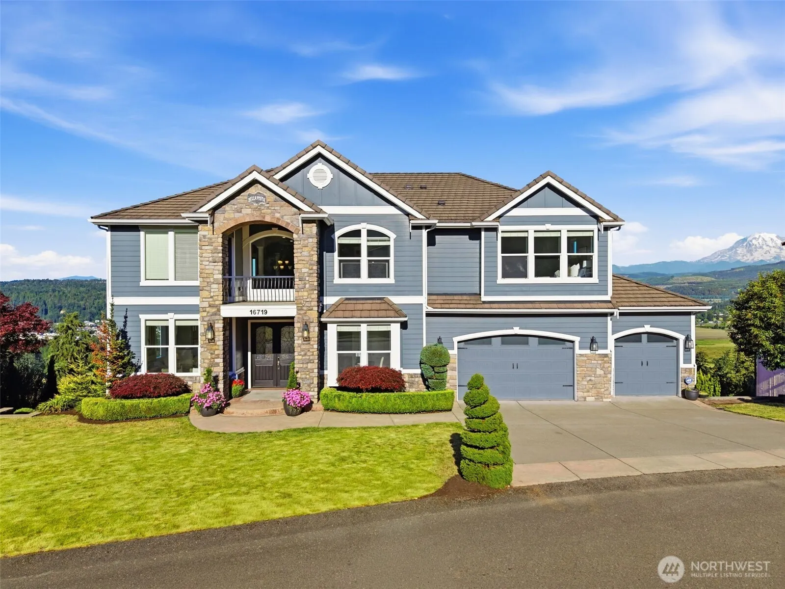 Property photo for 16719 140th Avenue E, Puyallup photo 2