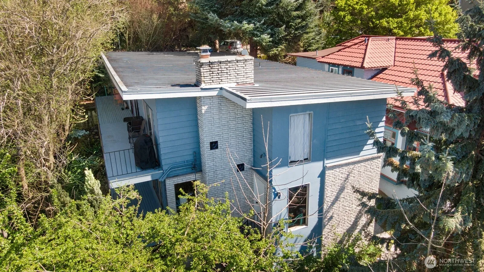 Property photo for 3438 14th Avenue W, Seattle photo 2