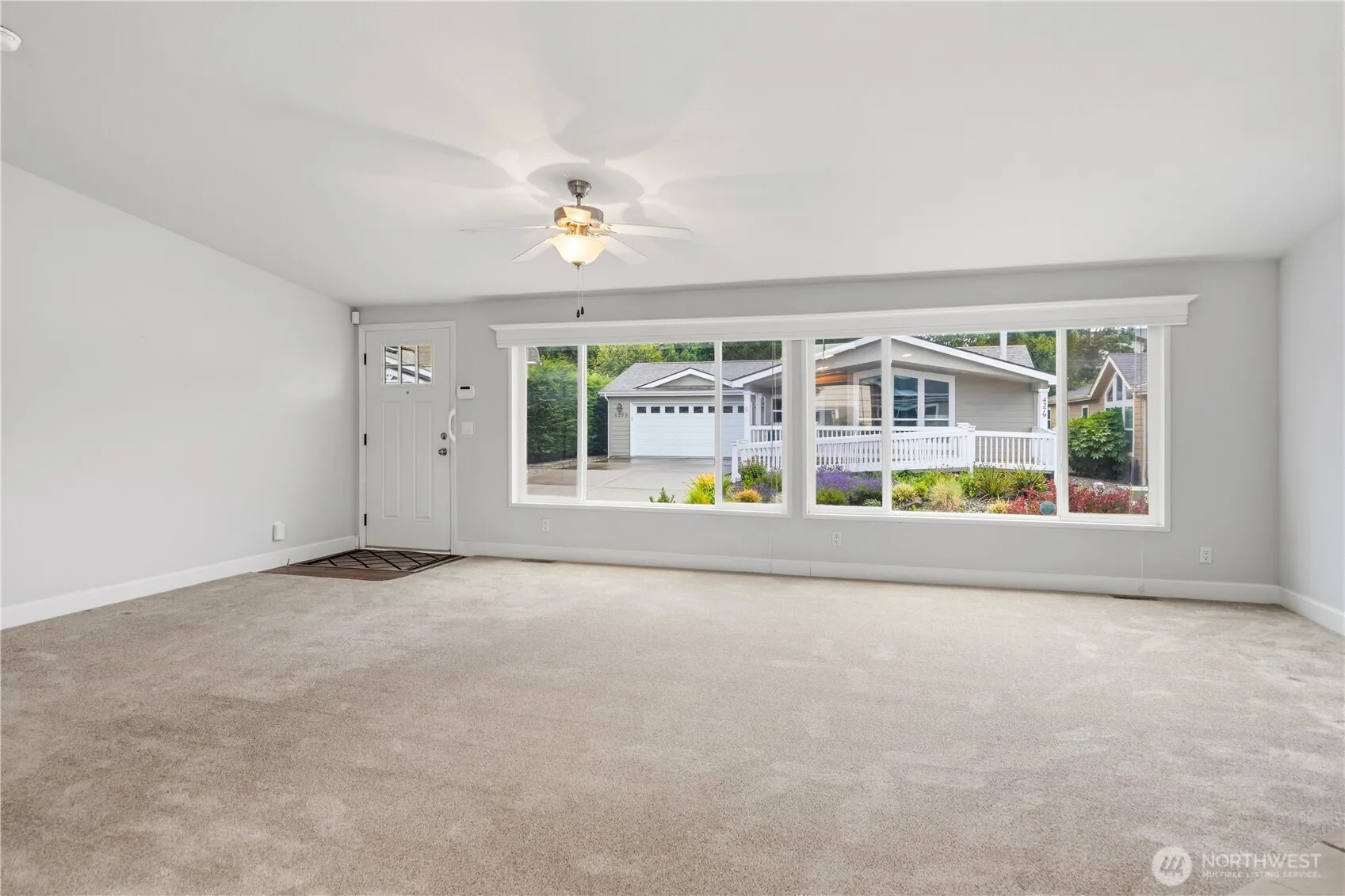 Property photo for 4278 Lakeview Lane Se, Lacey photo 5