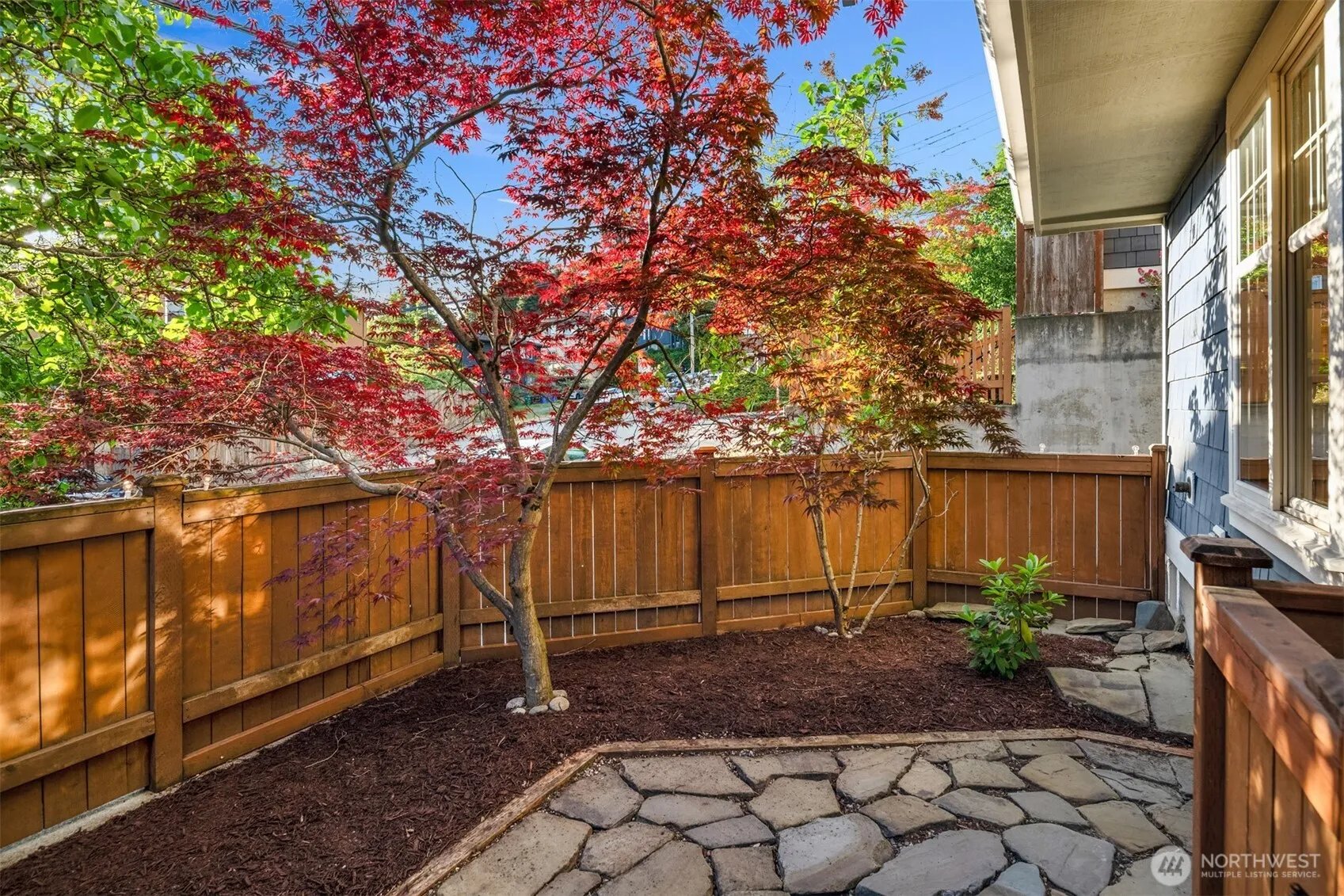 Property photo for 3670 Dayton Avenue N #b, Seattle photo 5