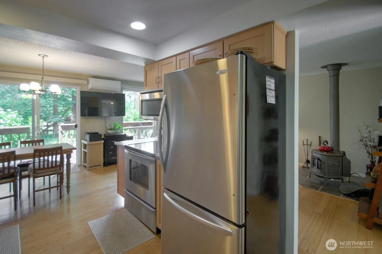 Property photo for 4703 Fairview Road Sw #6, Olympia photo 3