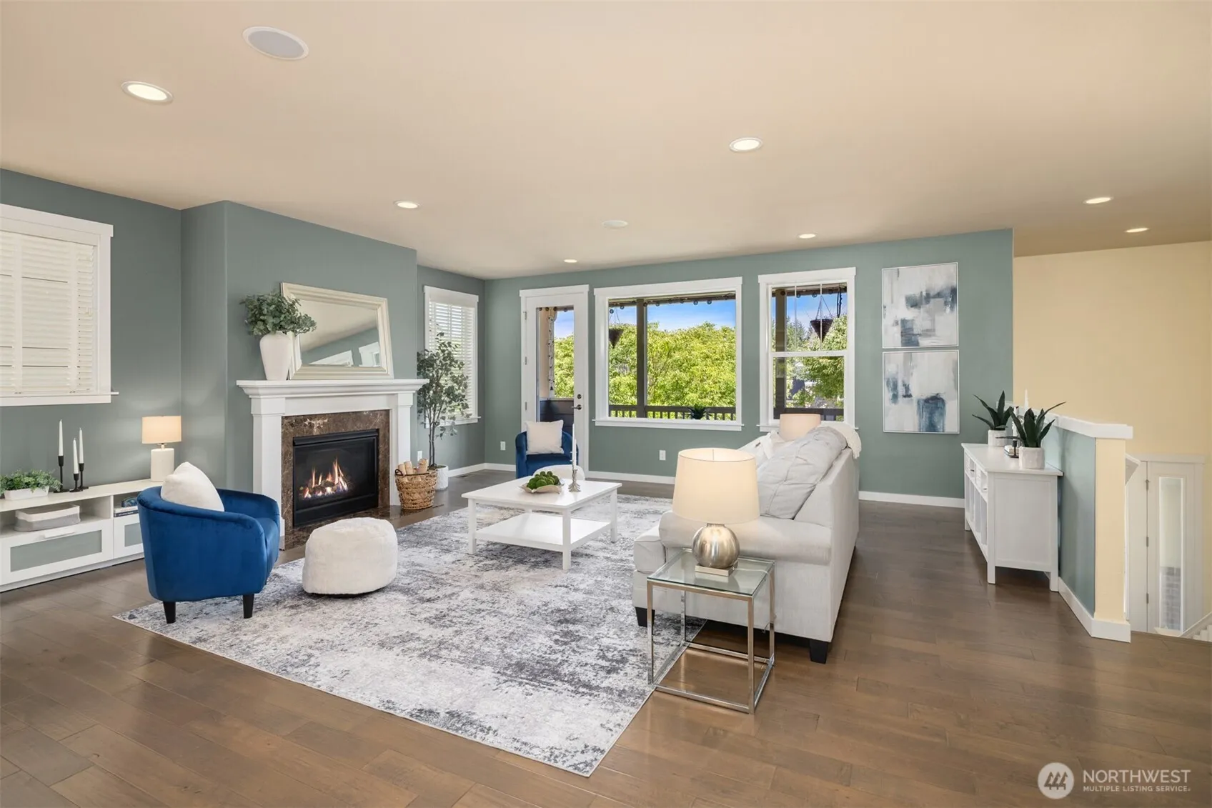 Property photo for 9121 Jacobia Avenue Se, Snoqualmie photo 4
