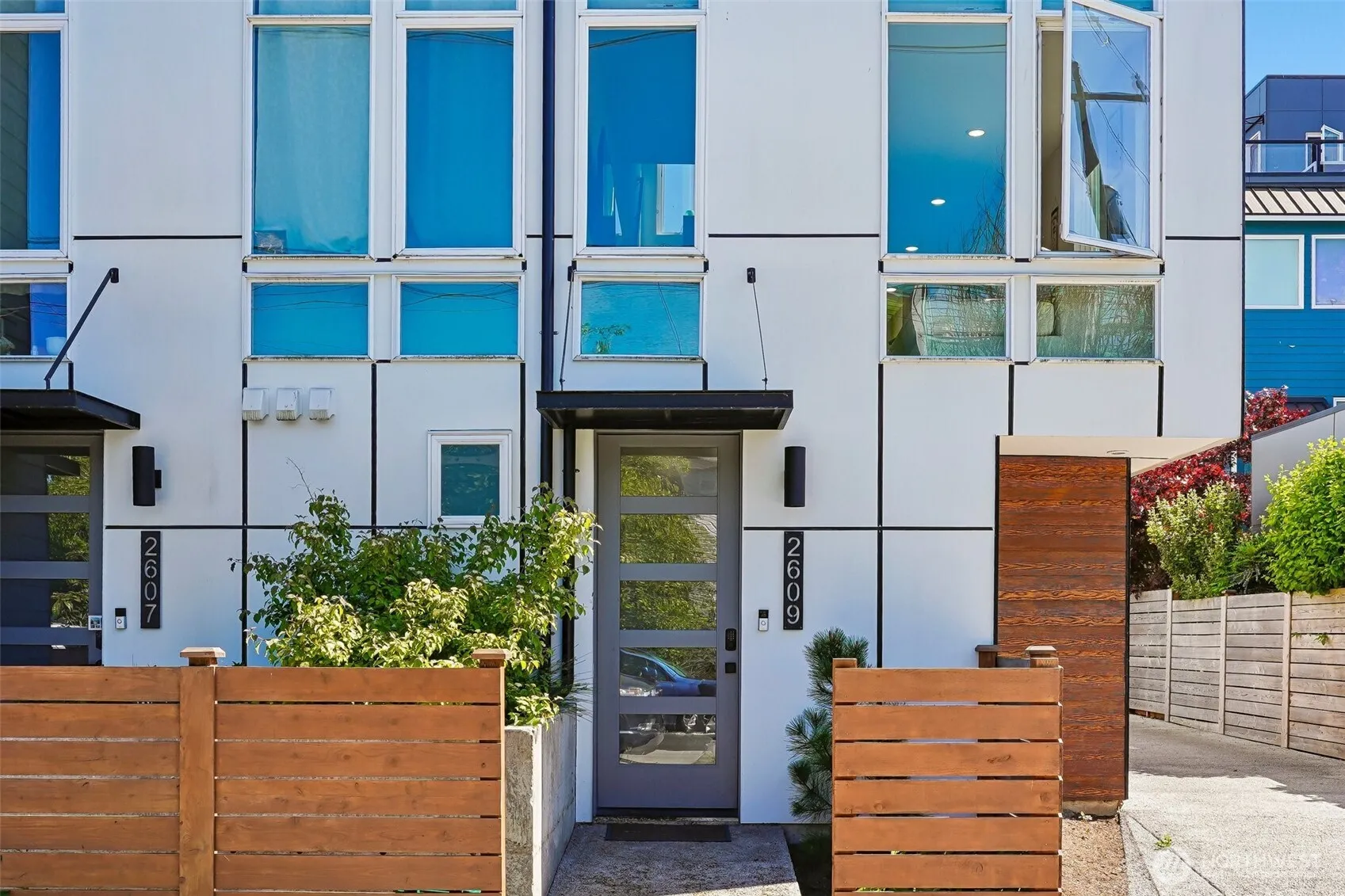 Property photo for 2609 Sw Nevada Street, Seattle