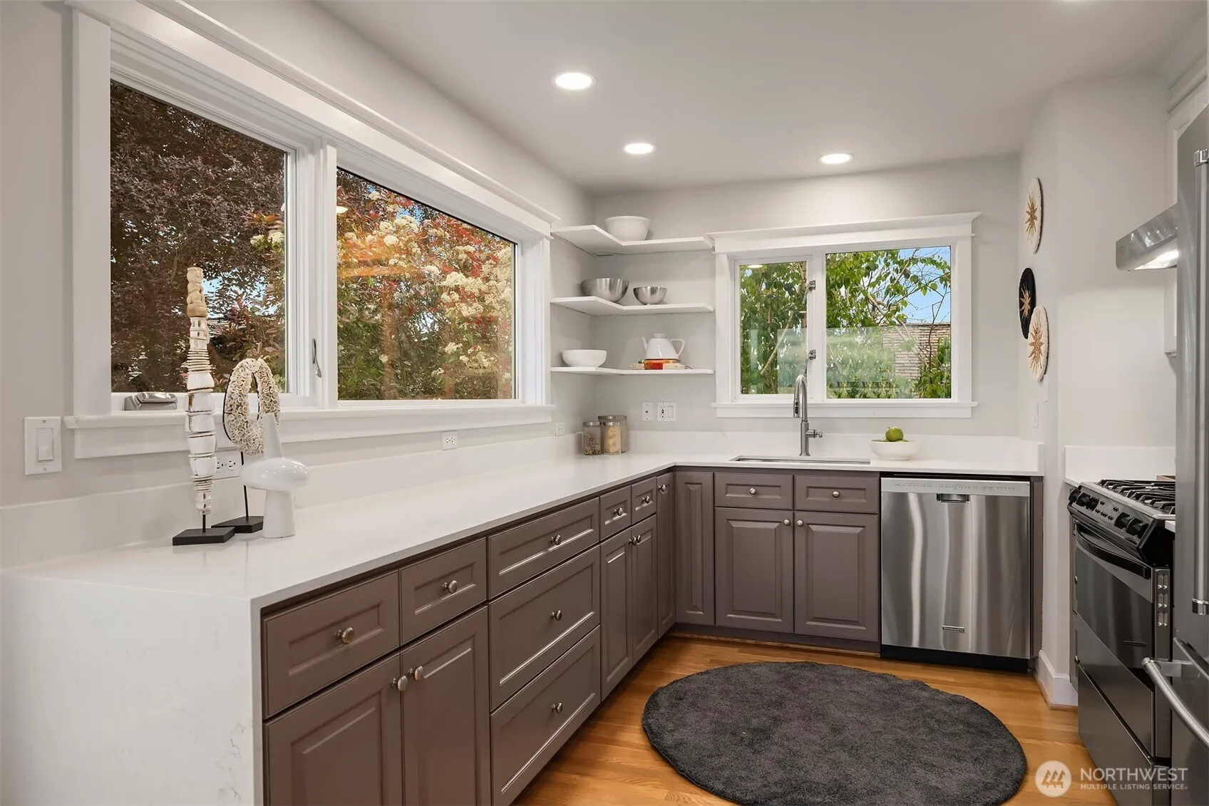Property photo for 525 W Prospect Street #a, Seattle photo 5