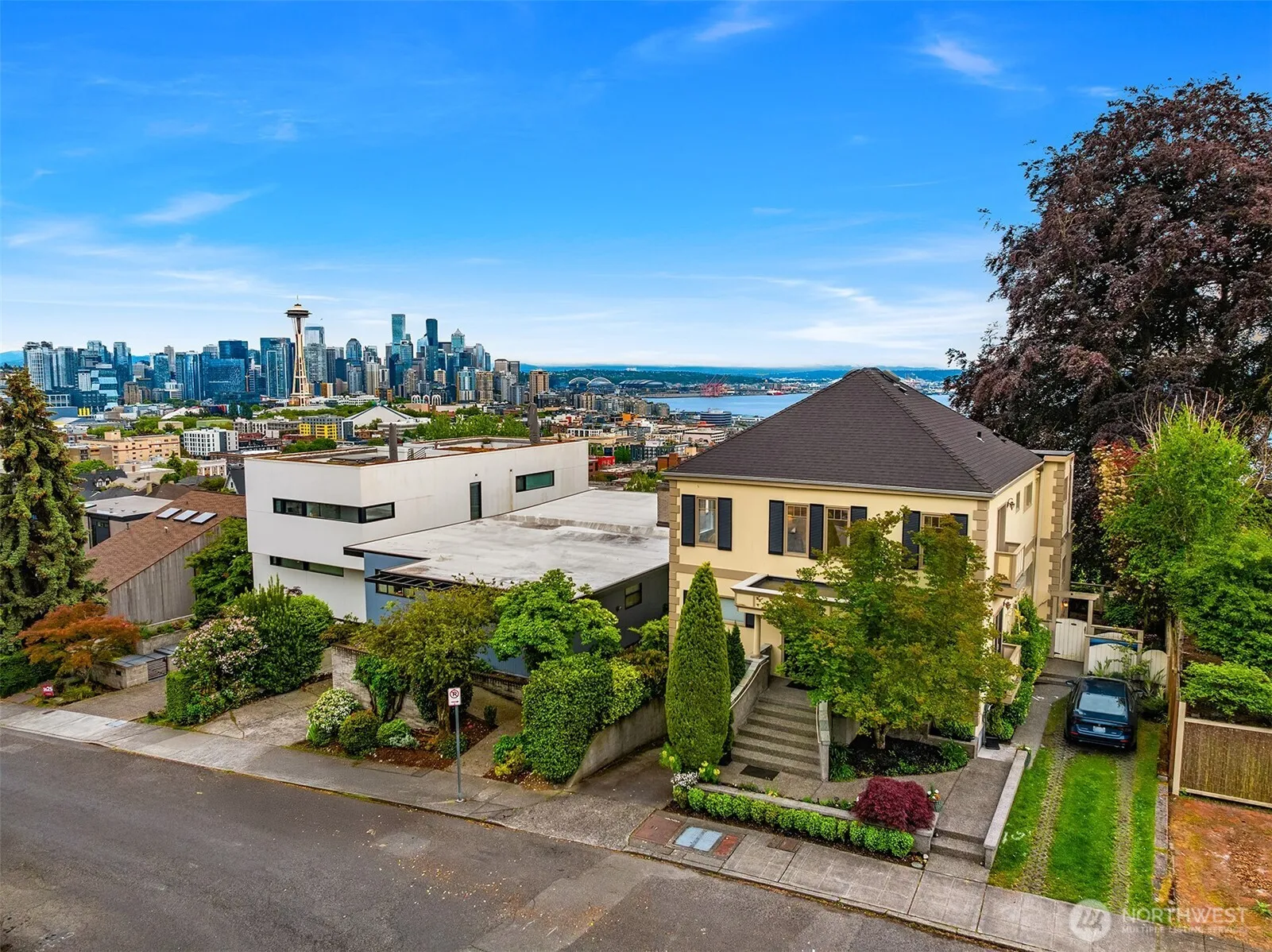 Property photo for 525 W Prospect Street #a, Seattle photo 2