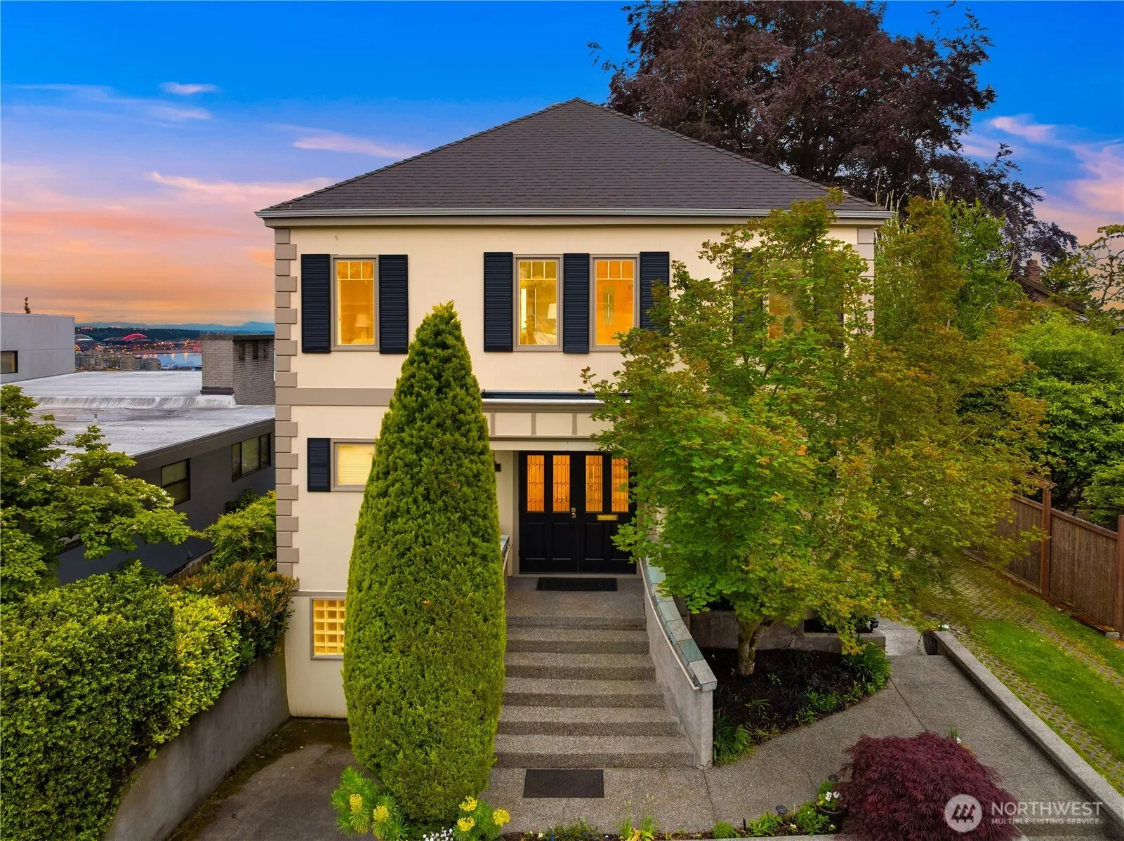 Property photo for 525 W Prospect Street #a, Seattle