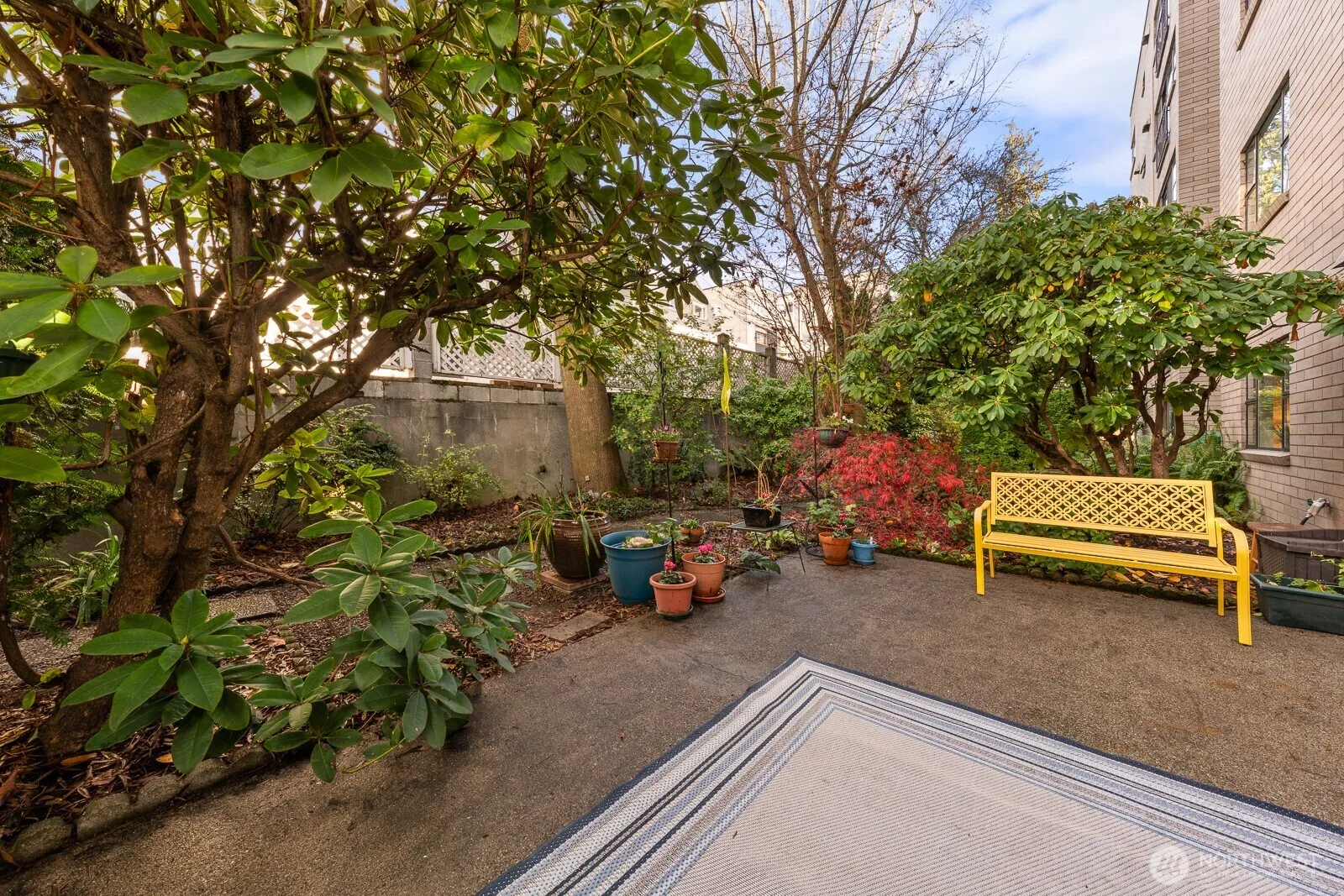 Property photo for 912 3rd Avenue W #101, Seattle photo 4