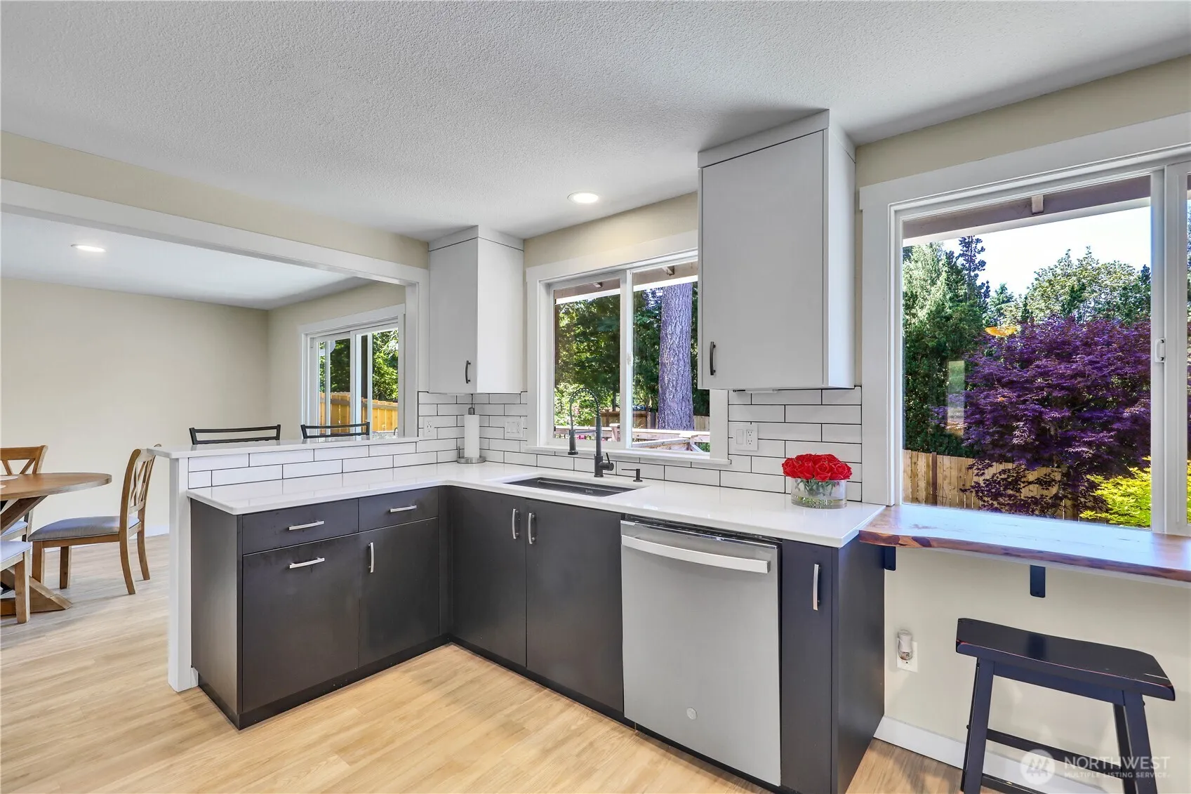 Property photo for 12721 Ne 79th Court, Kirkland photo 3